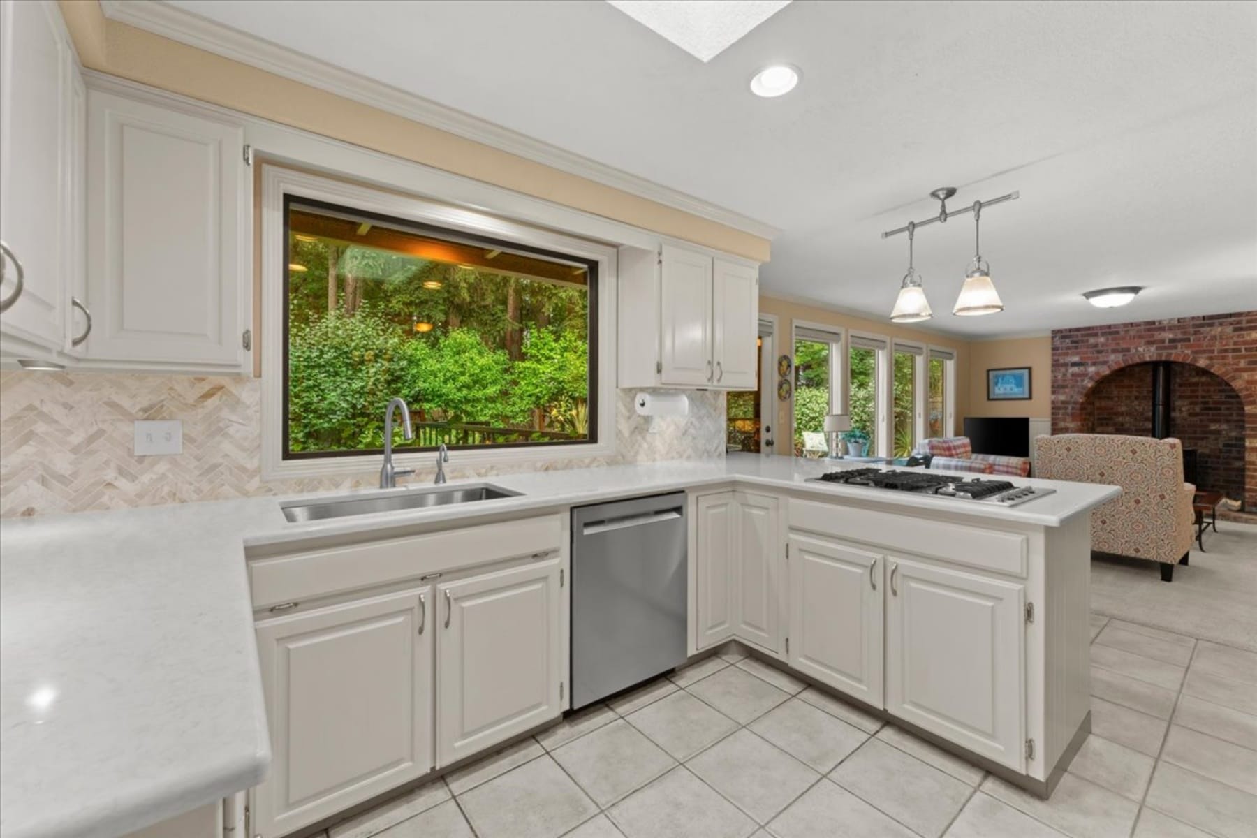  5725 SW CALUSA LOOP Tualatin, OR 97062 - 物件實景
