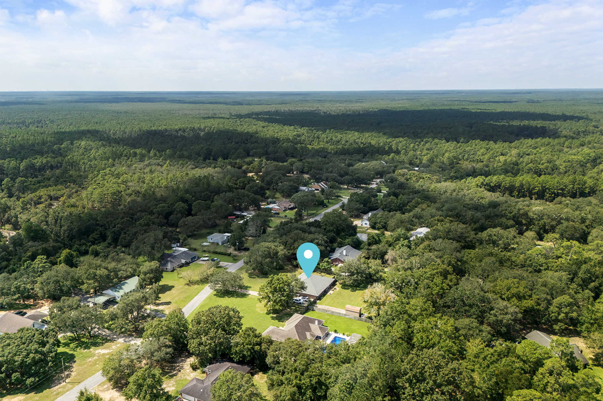  Move-In Ready Home on Nearly an Acre - 物件實景