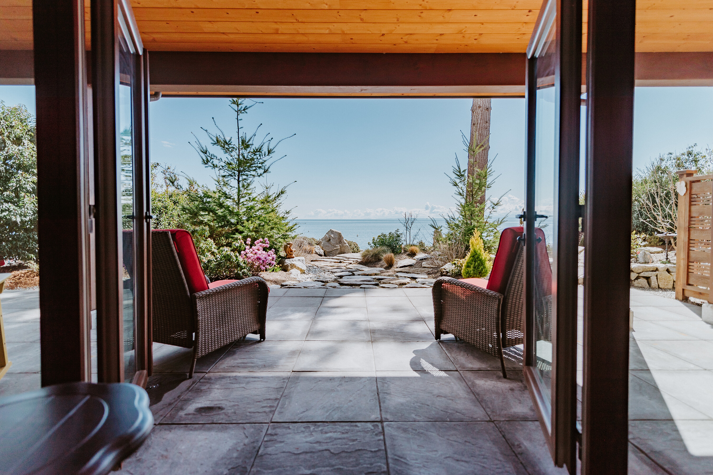  Low-bank Waterfront Residence - 物件實景