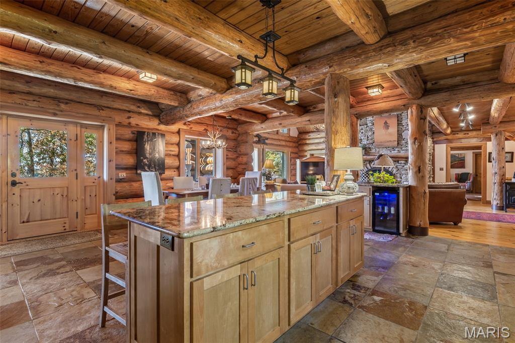 Farmington, Missouri, 63640, United States, 3 Bedrooms Bedrooms, ,4 BathroomsBathrooms,Residential,For Sale,1991980