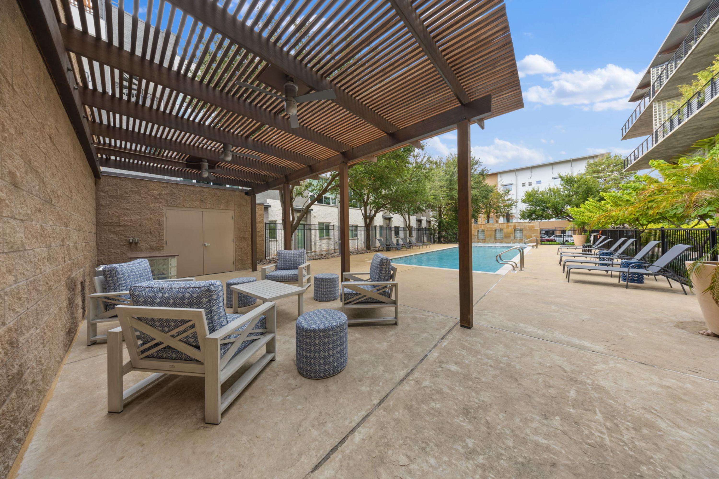  Industrial Sophistication Meets Boutique Loft Living in Downtown Dallas - 物件實景
