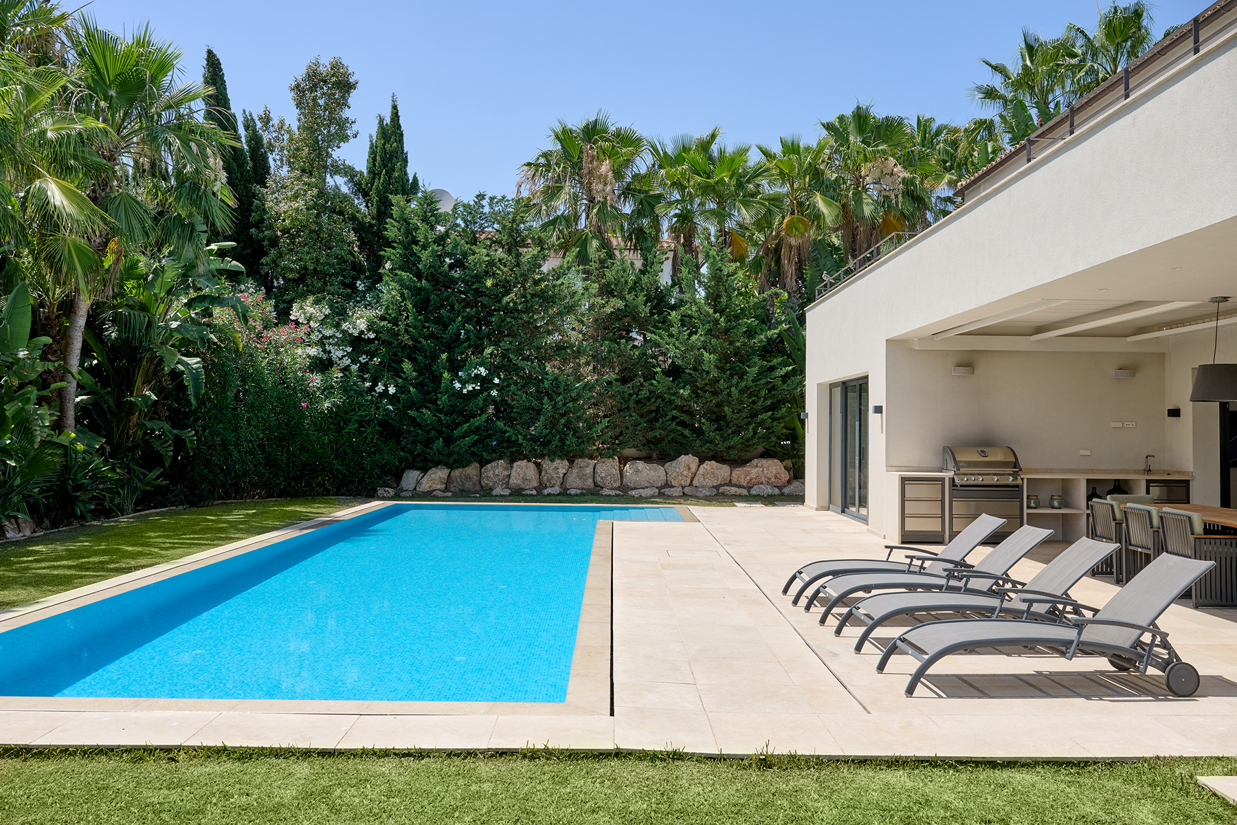  Contemporary villa with pool in Nova Santa Ponsa - 物件實景