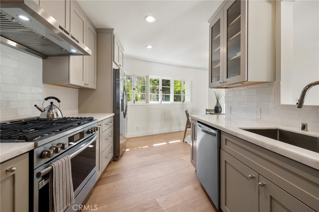 Pasadena, California, 91105, United States, 3 Bedrooms Bedrooms, ,3 BathroomsBathrooms,Residential,For Sale,1941593