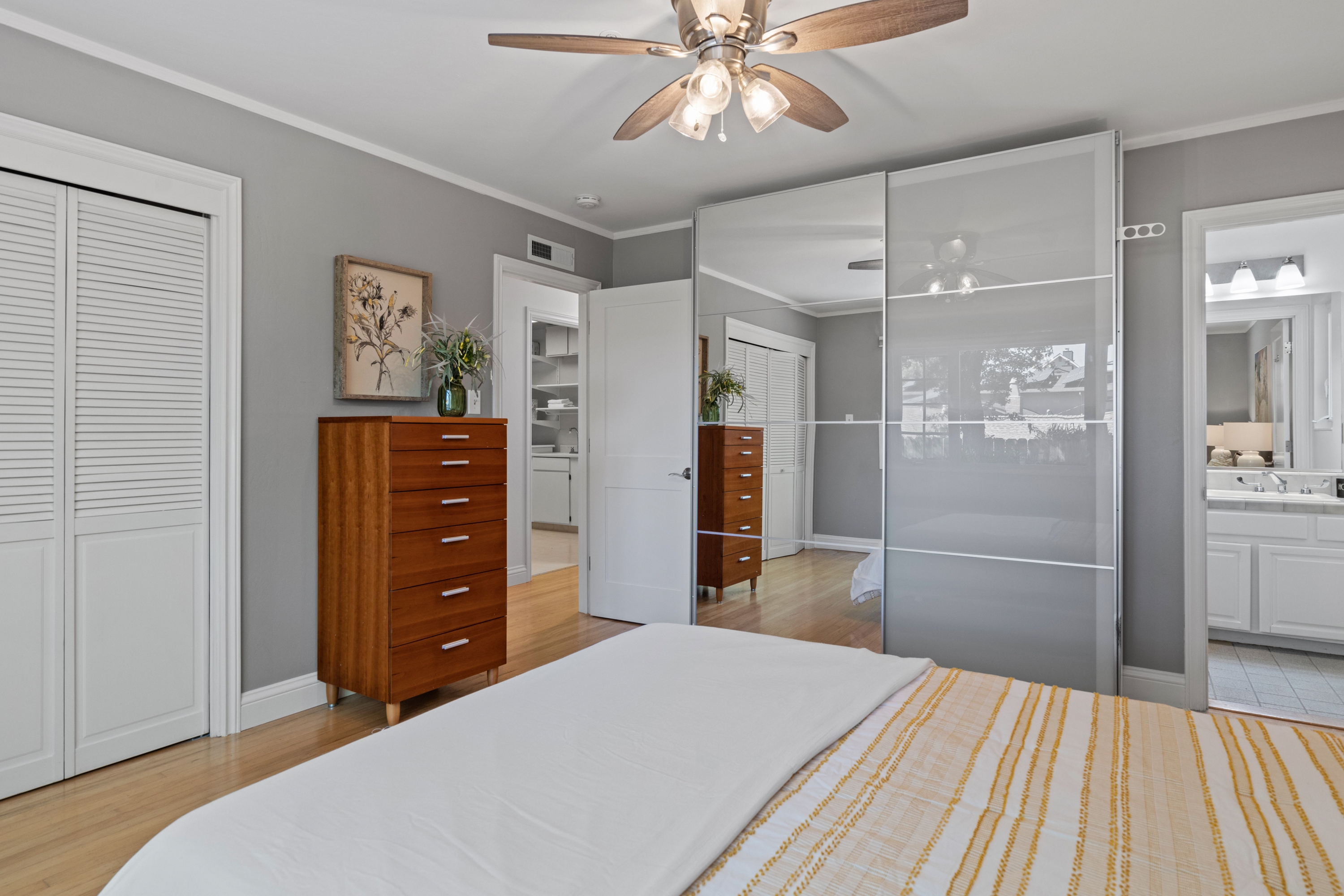  Rare Five-Bedroom Terra Linda Home with Dual Primary Suites and Flexible Living - 物件實景
