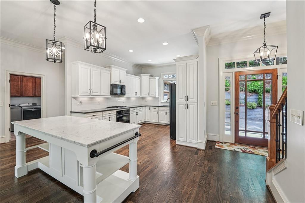 Big Canoe, Georgia, 30143, United States, 4 Bedrooms Bedrooms, ,5 BathroomsBathrooms,Residential,For Sale,1978711