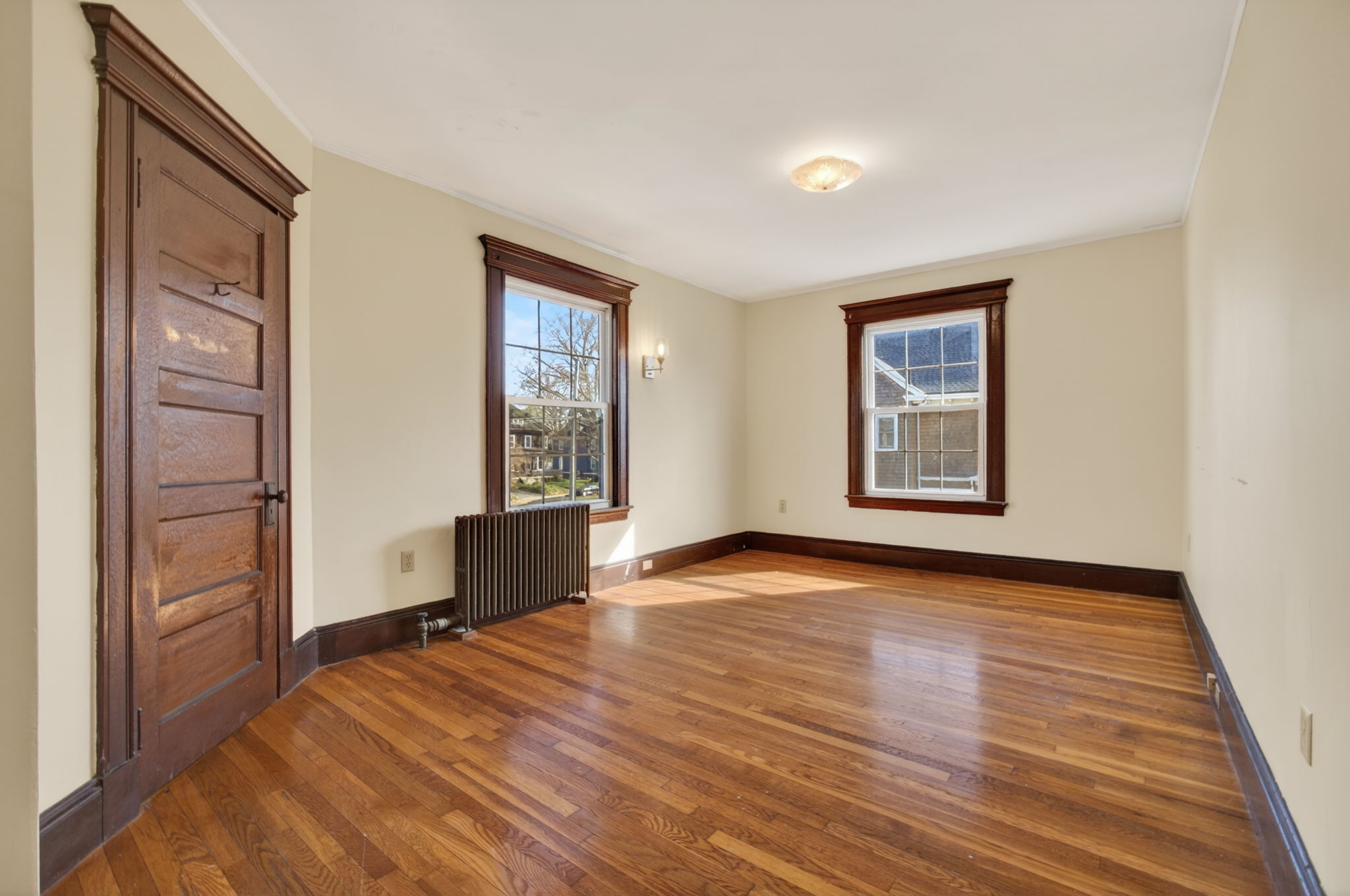  Stately and Timeless - 物件實景