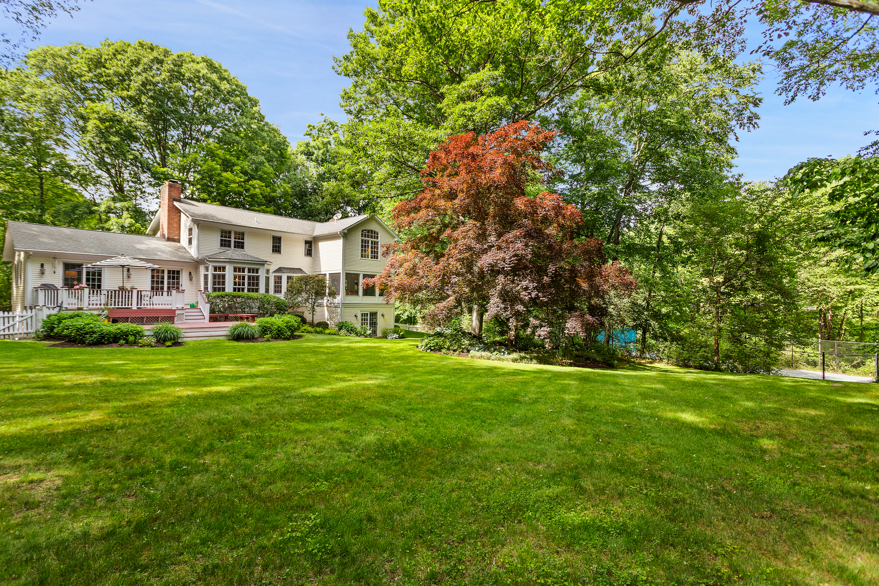  Expansive Colonial Nestled in Lower Weston - 物件實景