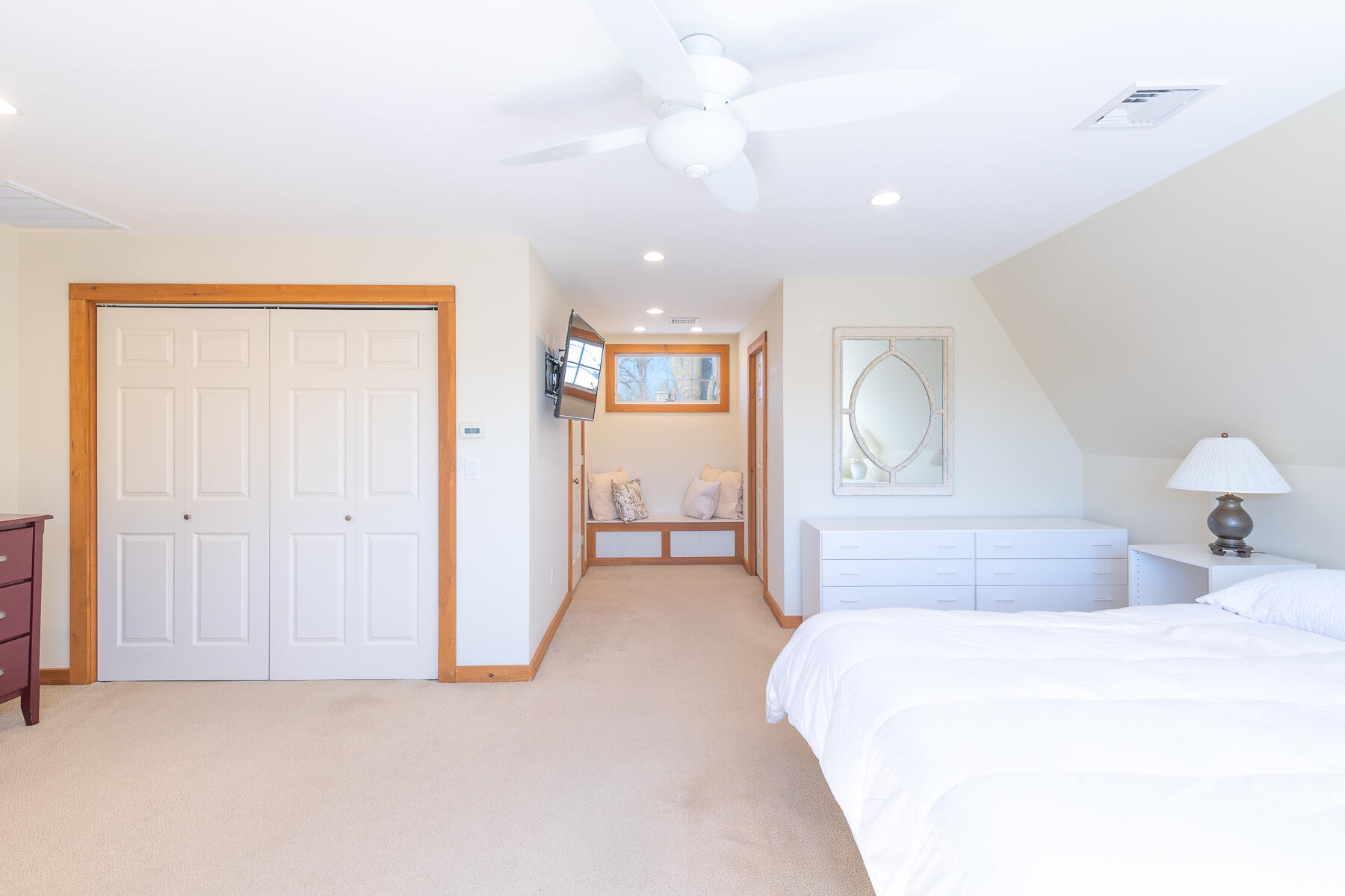  537 W Falmouth Highway - 物件實景