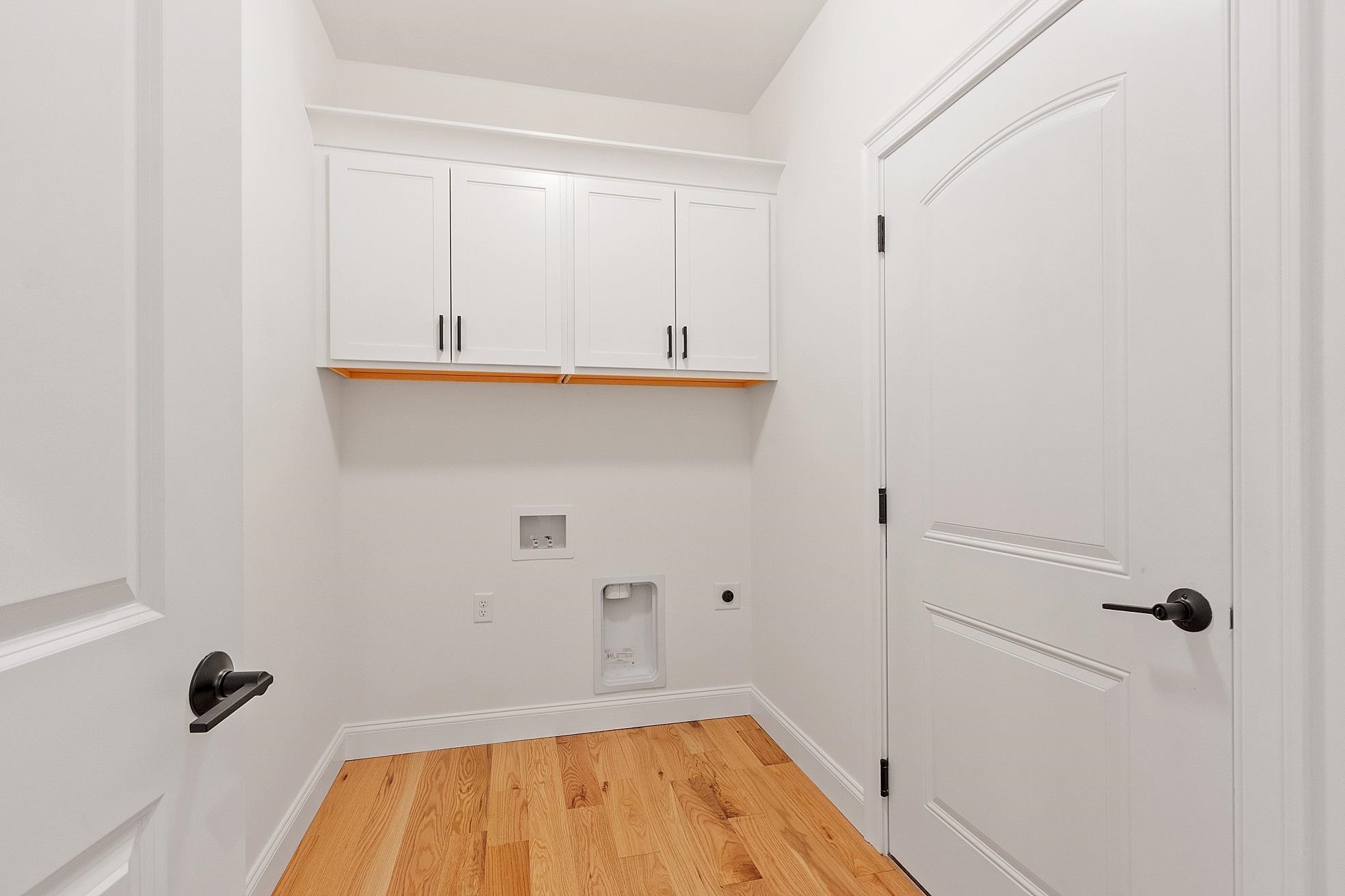 Peterborough, New Hampshire, 03458, United States, 3 Bedrooms Bedrooms, ,1 BathroomBathrooms,Residential,For Sale,1828111