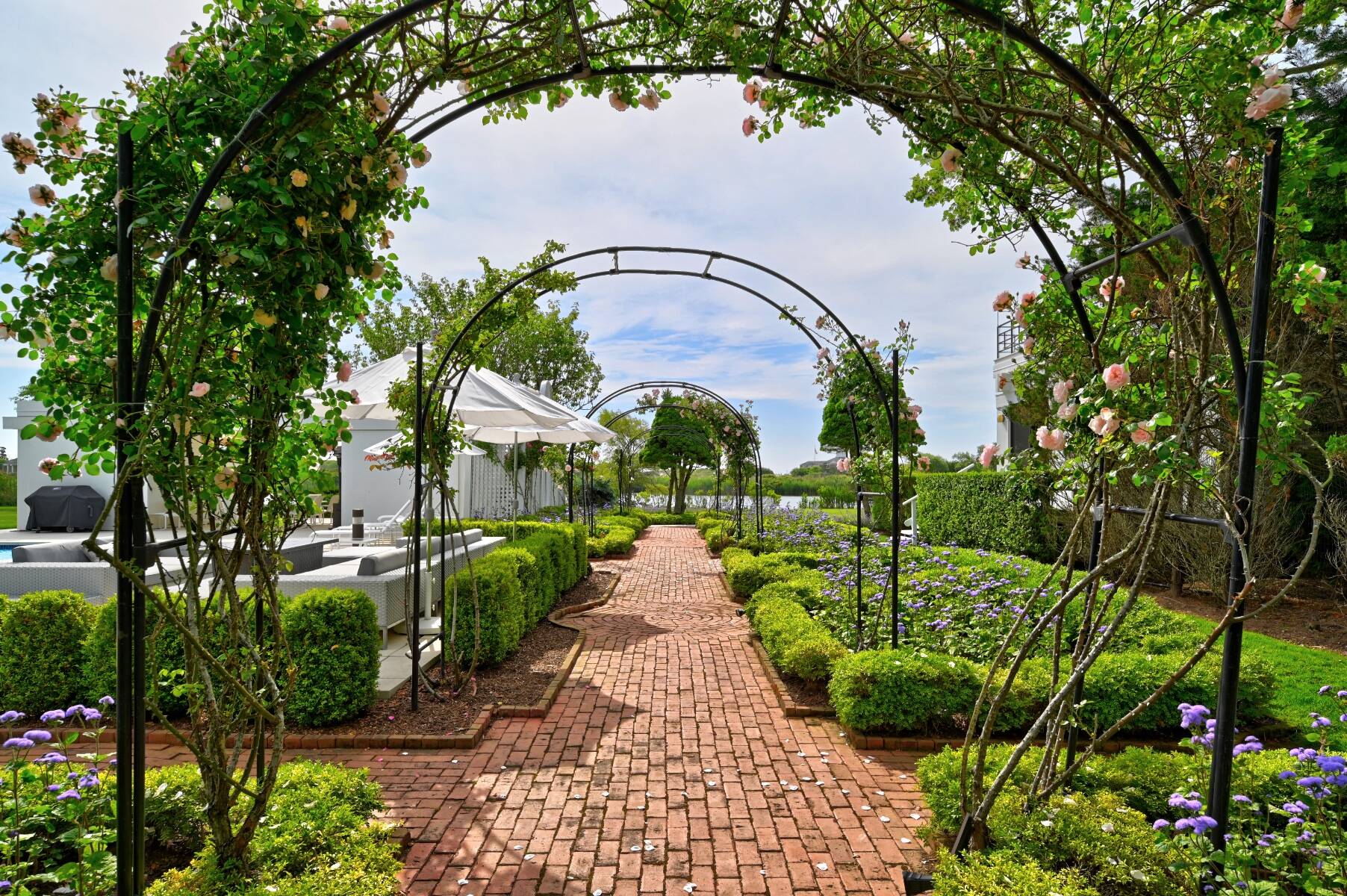  Luxurious Southampton Village Estate on Meadow Lane - 物件實景