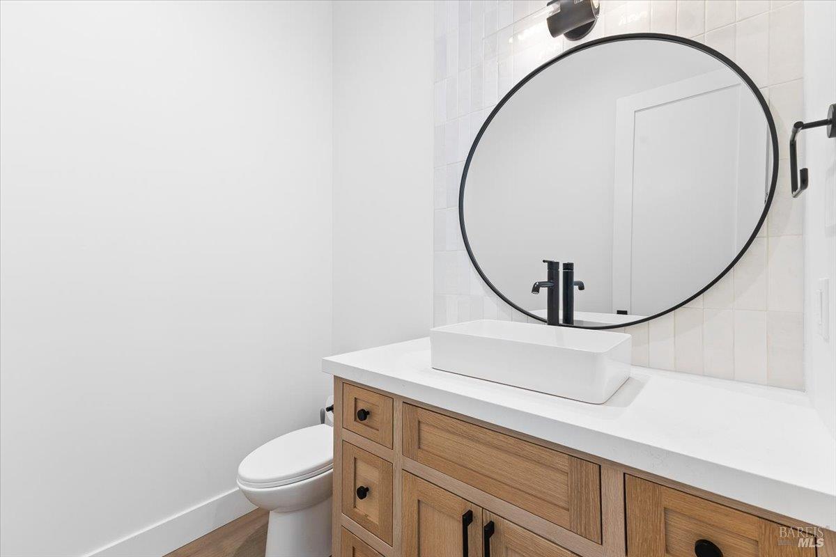 Santa Rosa, California, 95404, United States, 4 Bedrooms Bedrooms, ,4 BathroomsBathrooms,Residential,For Sale,1983418