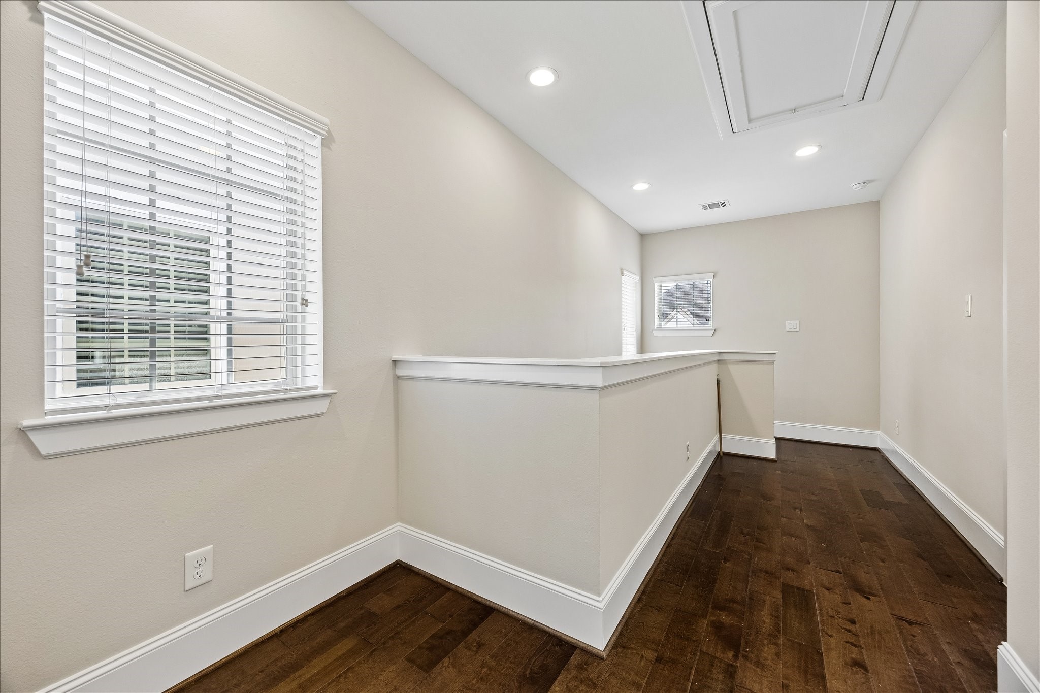  8306 Ginger Oak Street - 物件實景