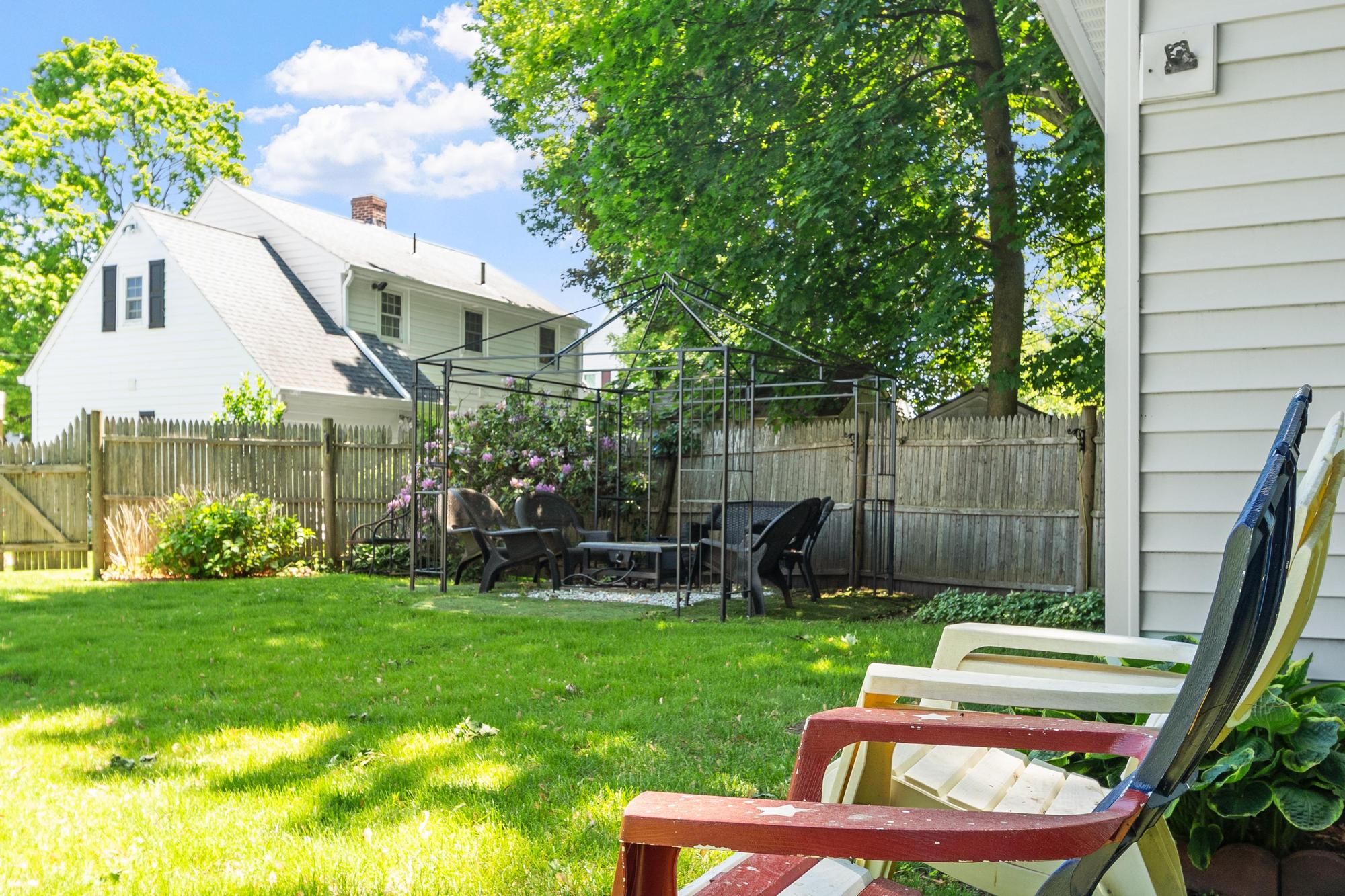  9 Oaklandvale Ave, Saugus, MA, 01906 - 物件實景