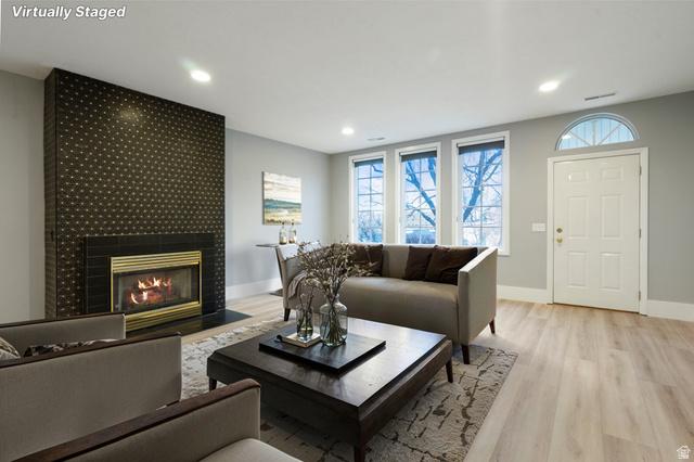 Salt Lake City, Utah, 84103, United States, 2 Bedrooms Bedrooms, ,3 BathroomsBathrooms,Residential,For Sale,2013239