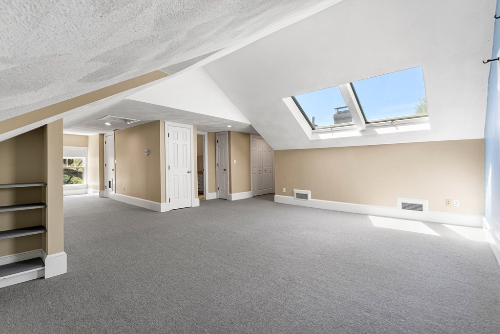 Lexington, Massachusetts, 02421, United States, 4 Bedrooms Bedrooms, ,3 BathroomsBathrooms,Residential,For Sale,1991993