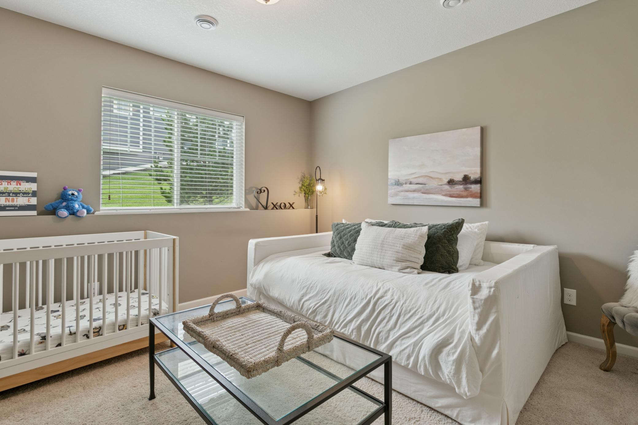 Lakeville, Minnesota, 55044, United States, 3 Bedrooms Bedrooms, ,2 BathroomsBathrooms,Residential,For Sale,1971412