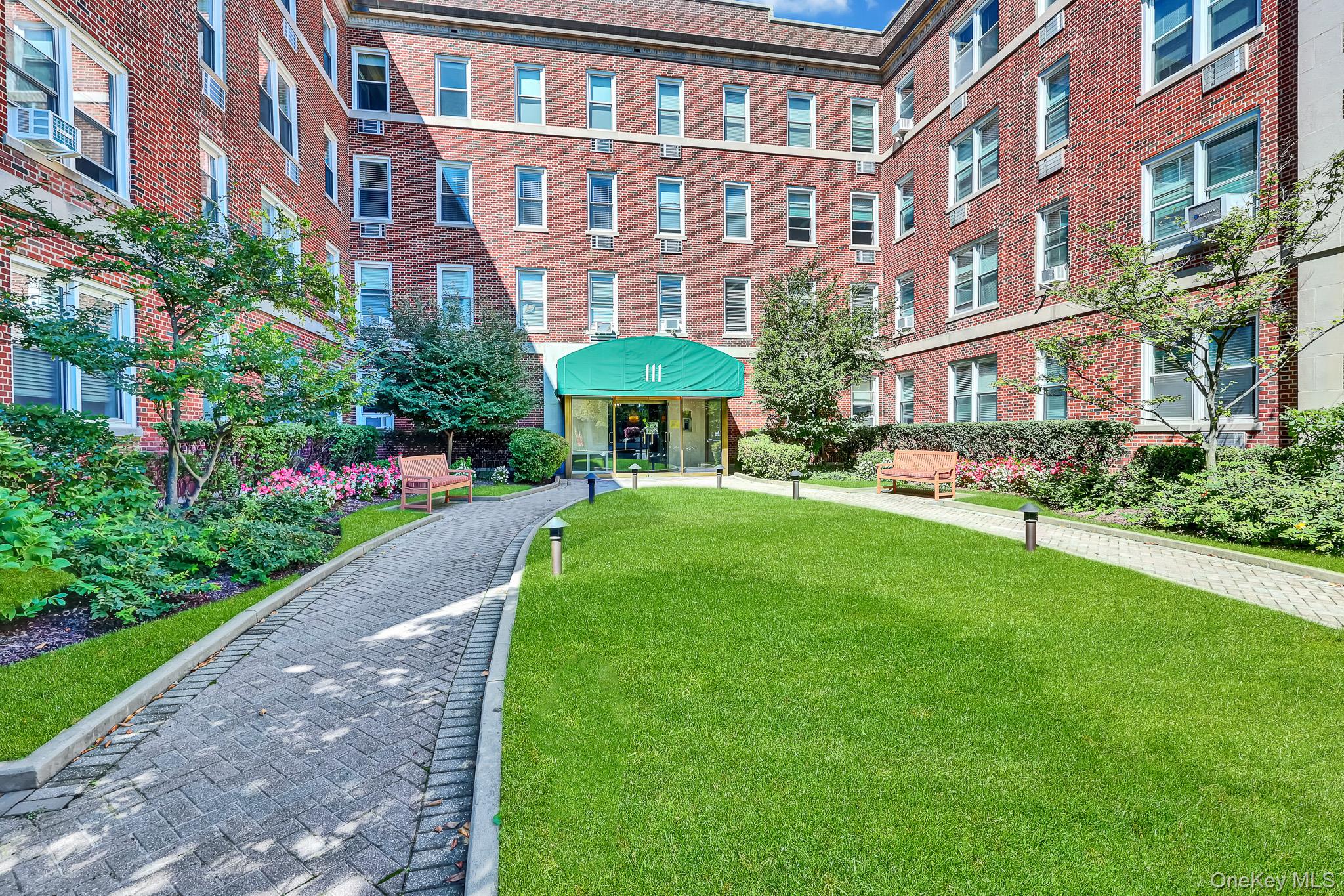  111 7th Street, Garden City, NY, 11530 - 物件實景