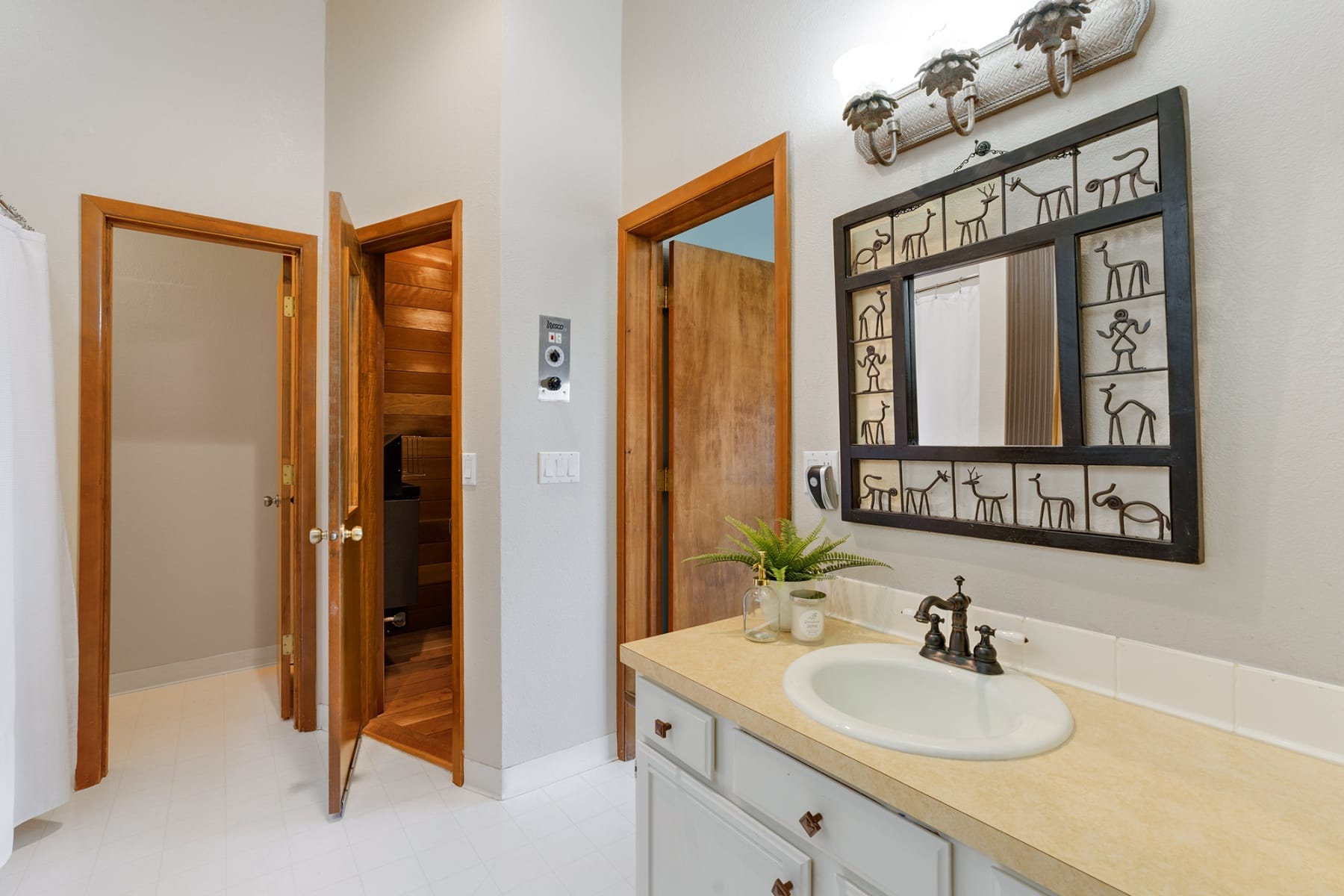  2206 SW HOFFMAN AVE Portland, OR 97201 - 物件實景