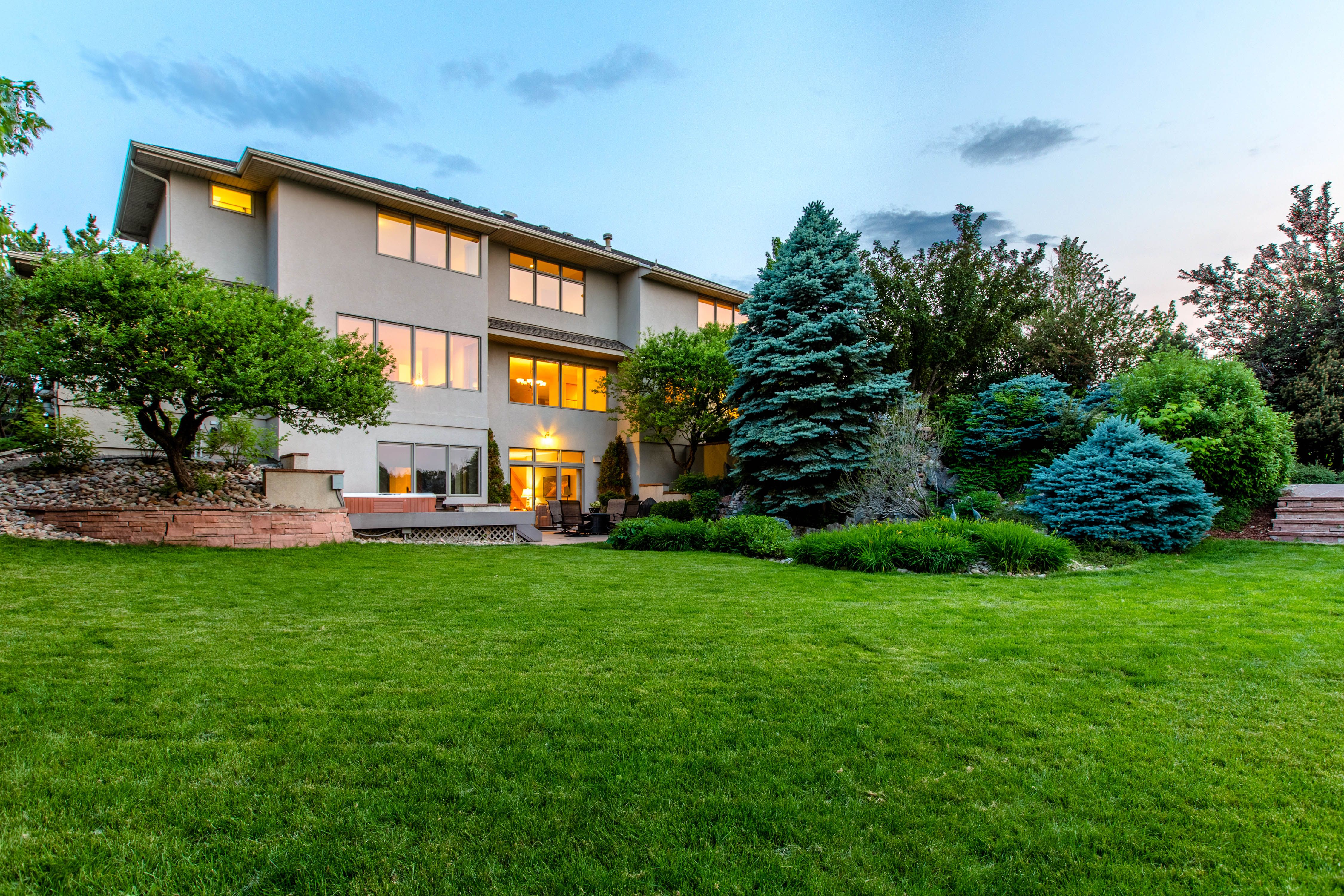  Timeless Waterfront Home With Beautiful Views - 物件實景