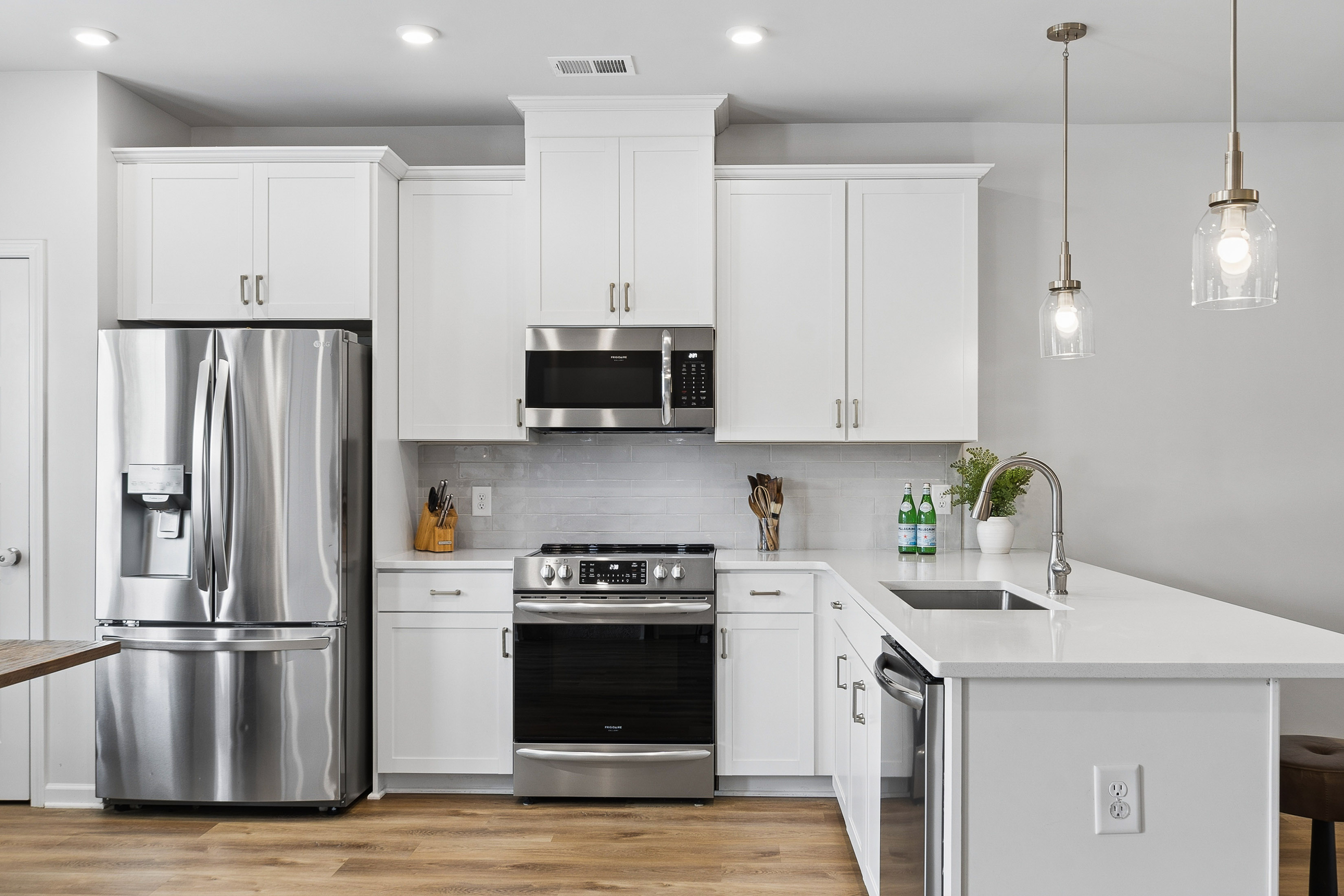  Beautifully Appointed Home Balances Comfort, Style and Low Maintenance Living - 物件實景