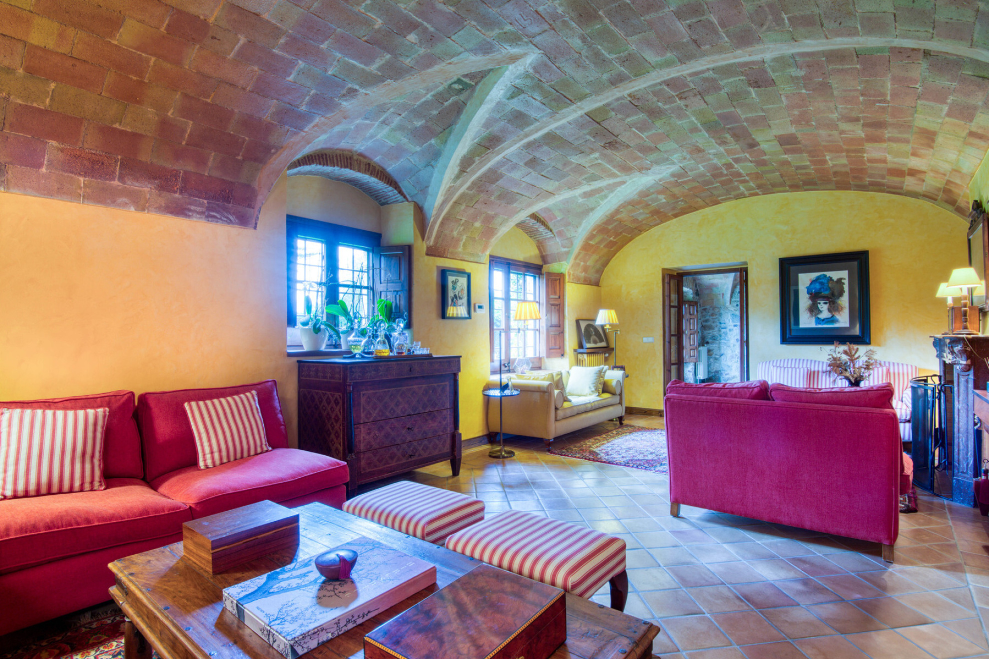  16th century farmhouse restored with charm and modernity in Santa Cristina d