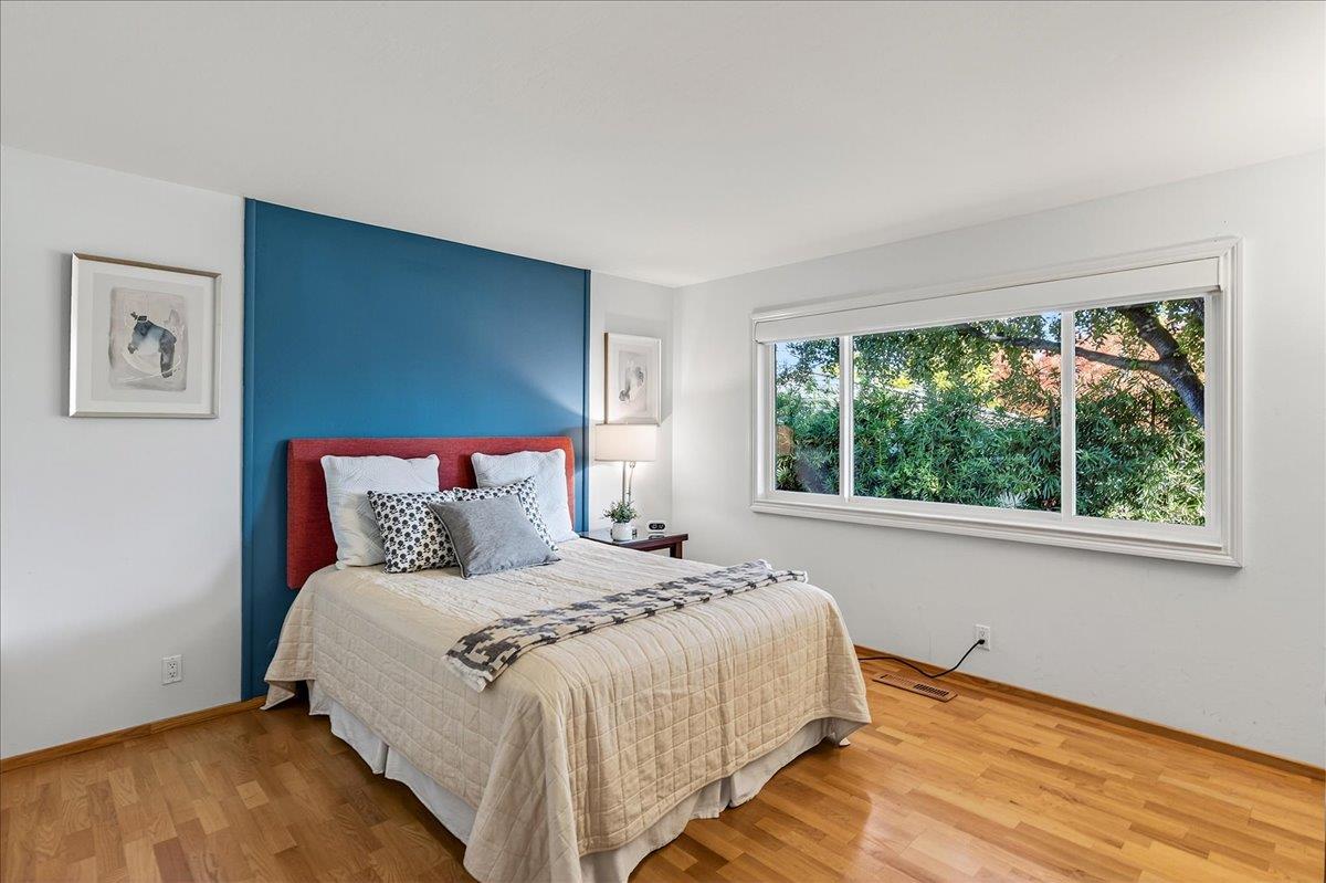 Saratoga, California, 95070, United States, 5 Bedrooms Bedrooms, ,3 BathroomsBathrooms,Residential,For Sale,1989664