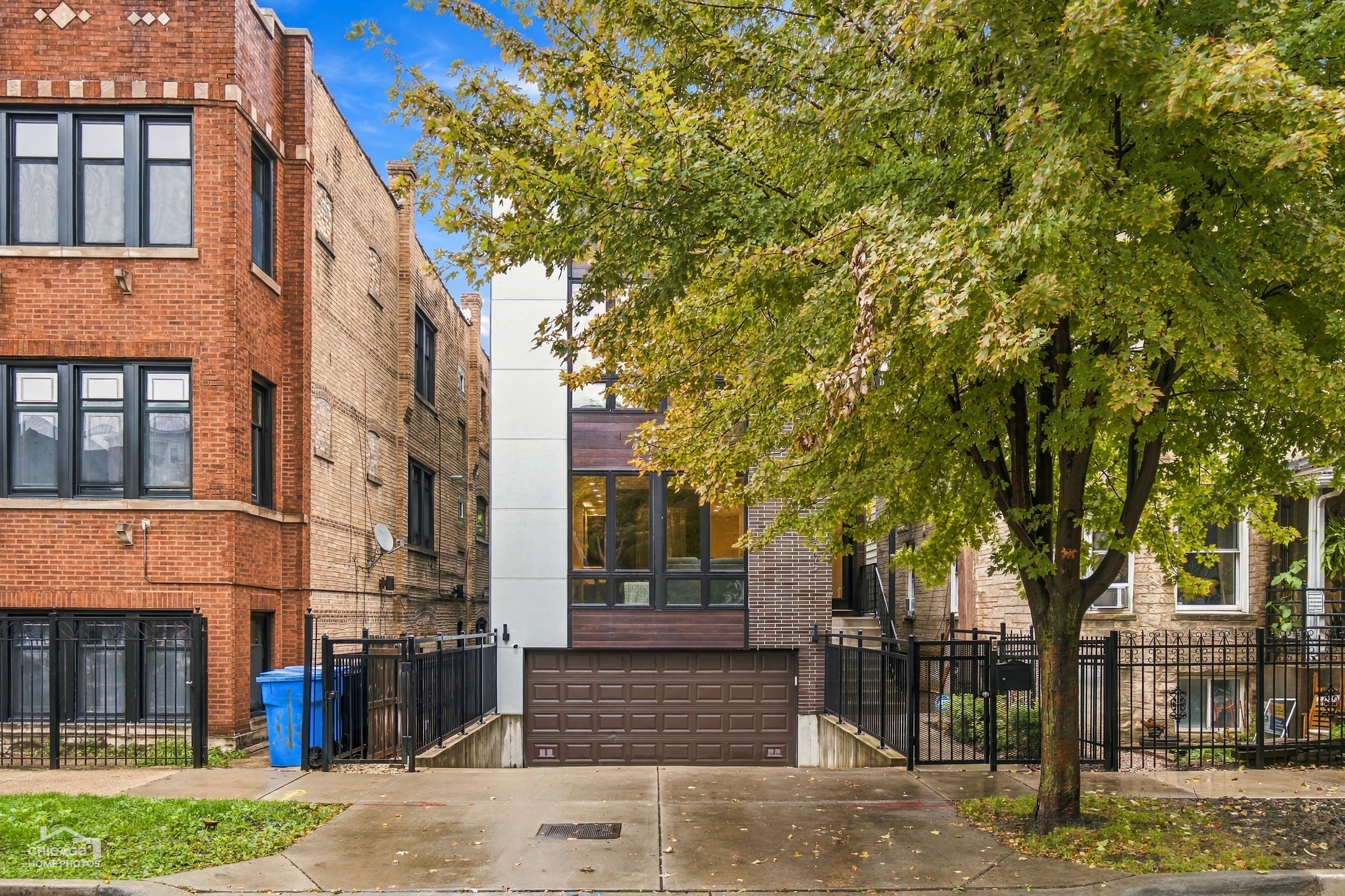  Single-family Residence with Extra-wide (30