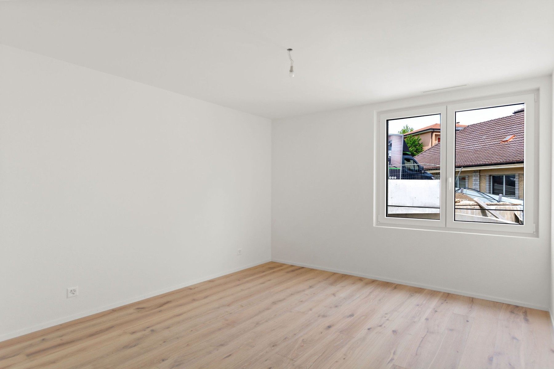  Treat yourself to a modern and peaceful living environment close to downtown - 物件實景