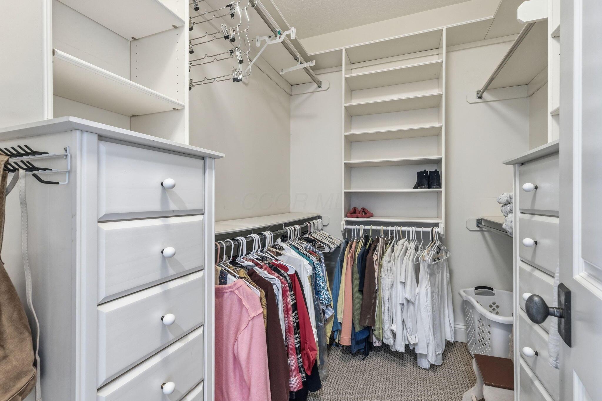  1990 Lake Shore Drive - 物件實景