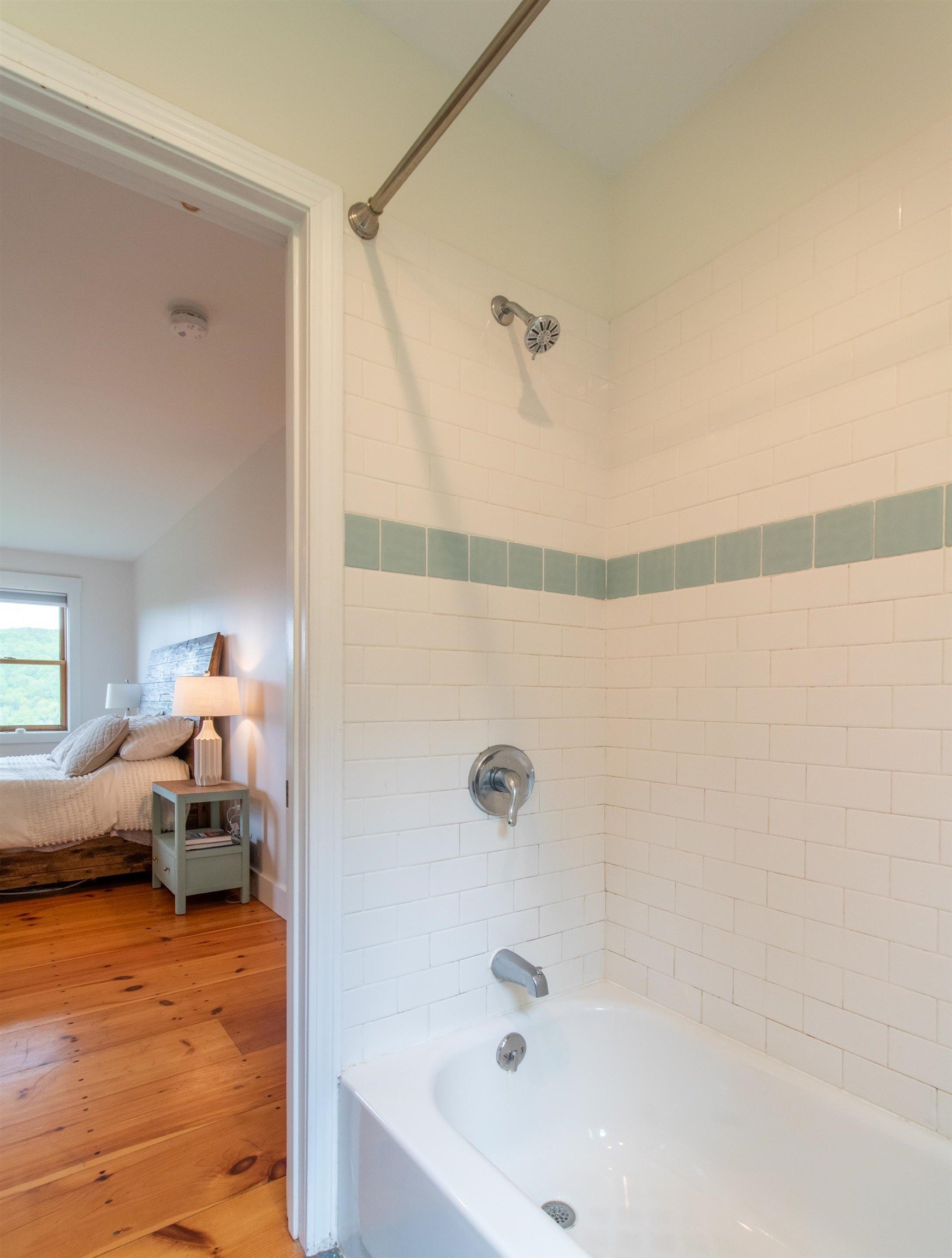 Kirby, Vermont, 05851, United States, 5 Bedrooms Bedrooms, ,3 BathroomsBathrooms,Residential,For Sale,2036584