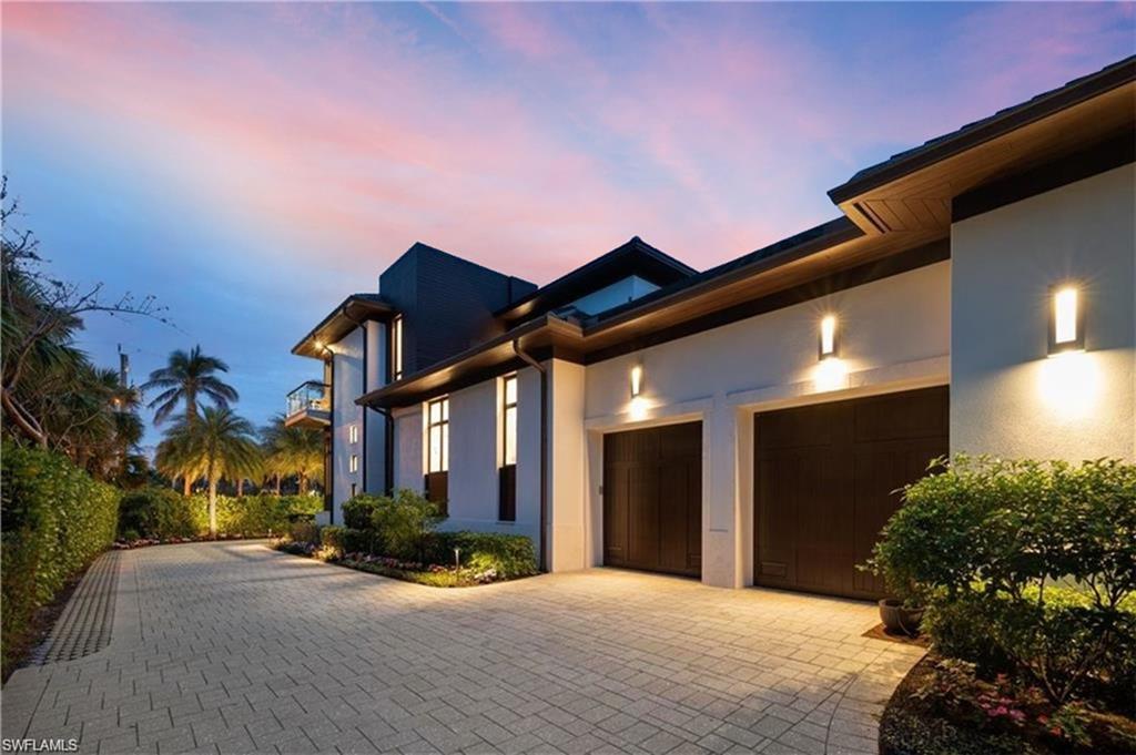 Naples, Florida, 34102, United States, 5 Bedrooms Bedrooms, ,6 BathroomsBathrooms,Residential,For Sale,1912441