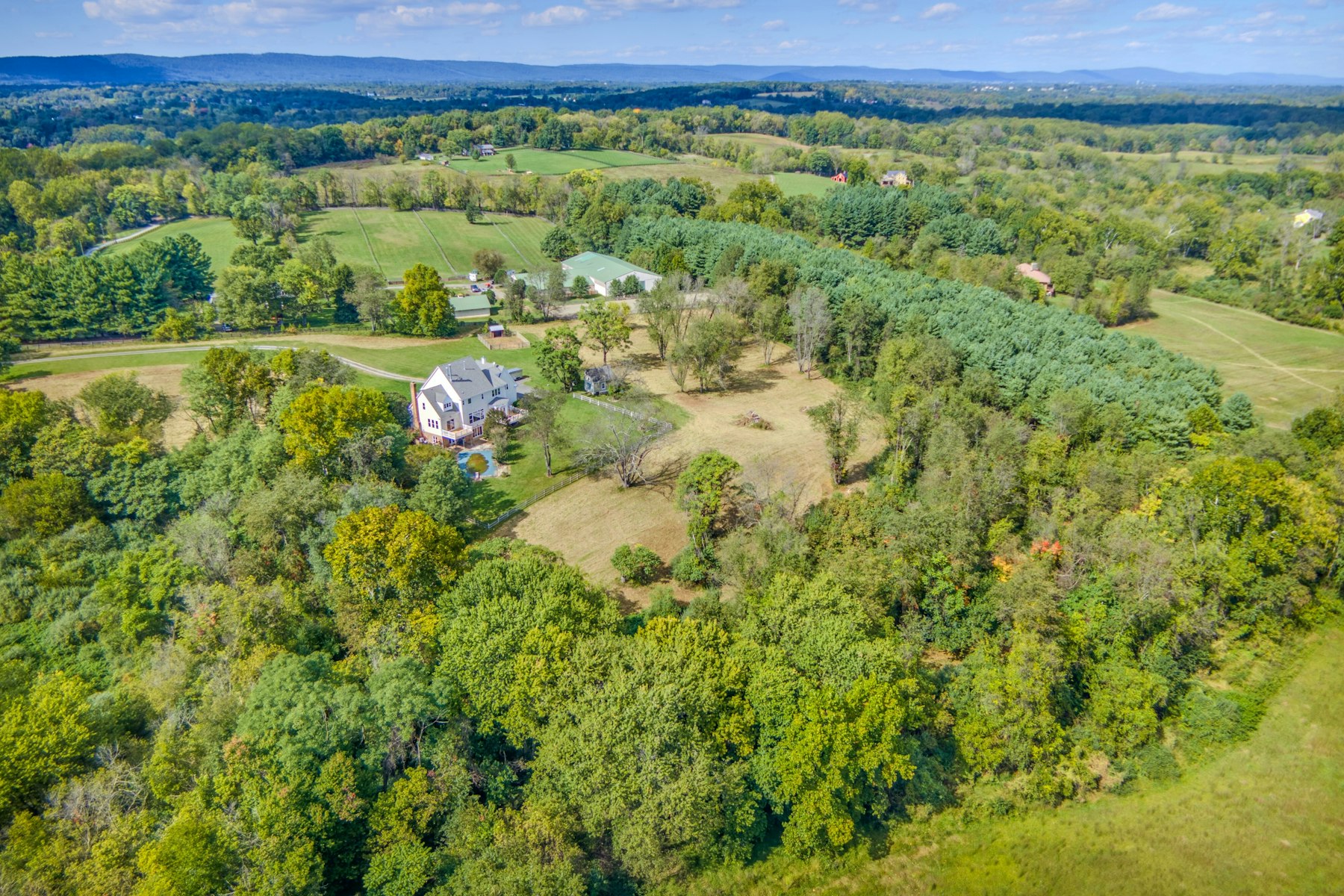  15018 Clover Hill Road, Waterford, VA 20197 - 物件實景