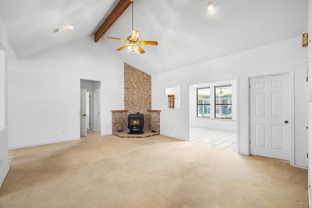 Kerrville, Texas, 78028, United States, 3 Bedrooms Bedrooms, ,3 BathroomsBathrooms,Residential,For Sale,1983005