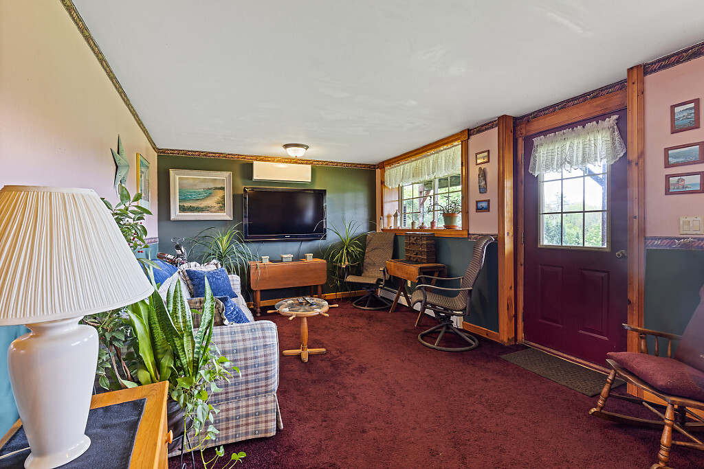 Liberty, Maine, 04949, United States, 2 Bedrooms Bedrooms, ,3 BathroomsBathrooms,Residential,For Sale,1838290