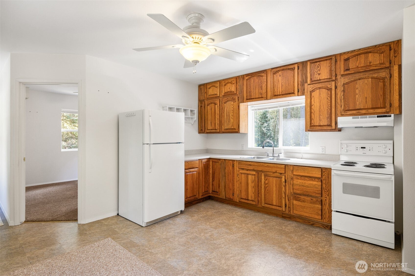 Port Angeles, Washington, 98362, United States, 6 Bedrooms Bedrooms, ,2 BathroomsBathrooms,Residential,For Sale,1791585