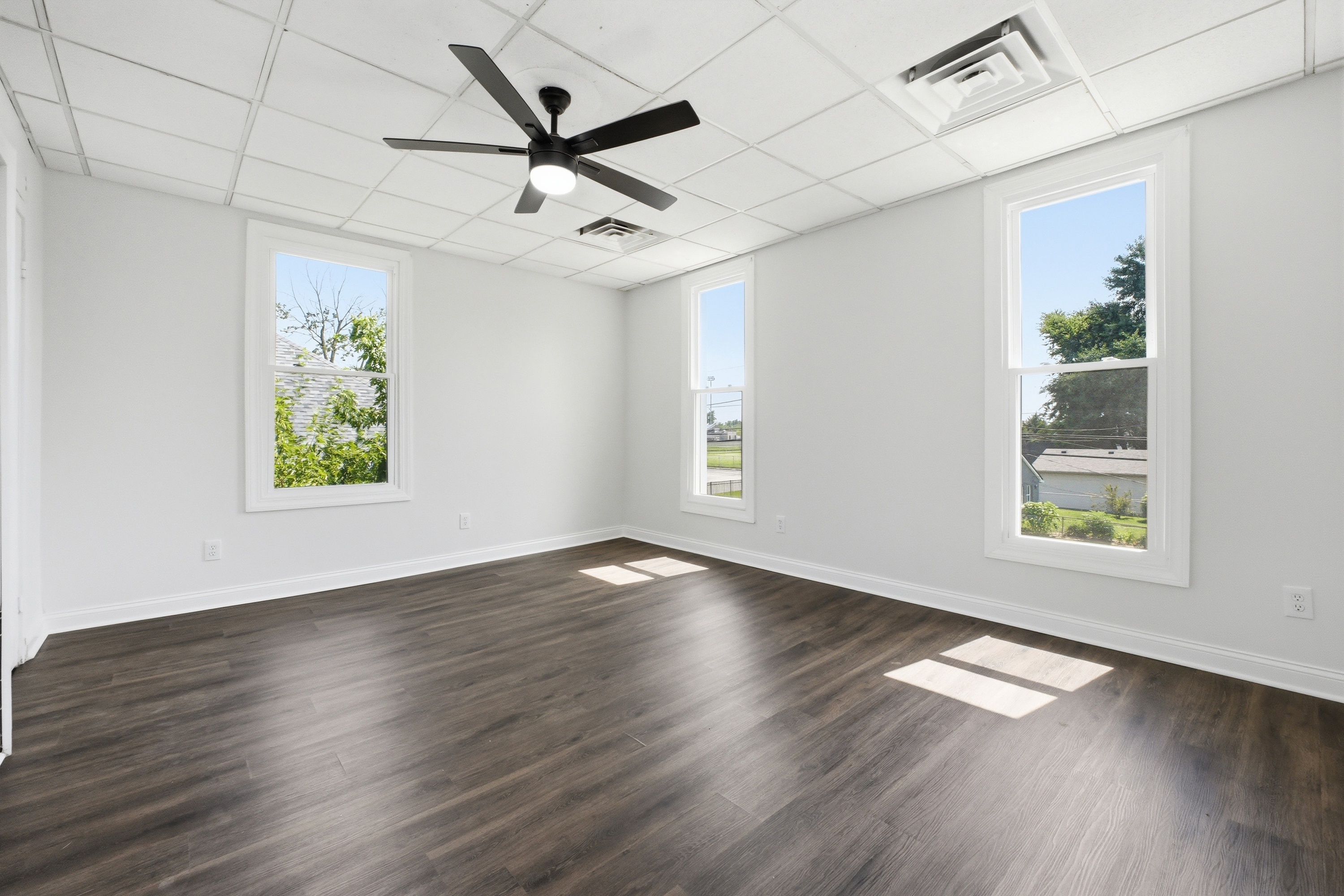 1126 Myrtle Avenue, New Albany, IN 47150 - 物件實景