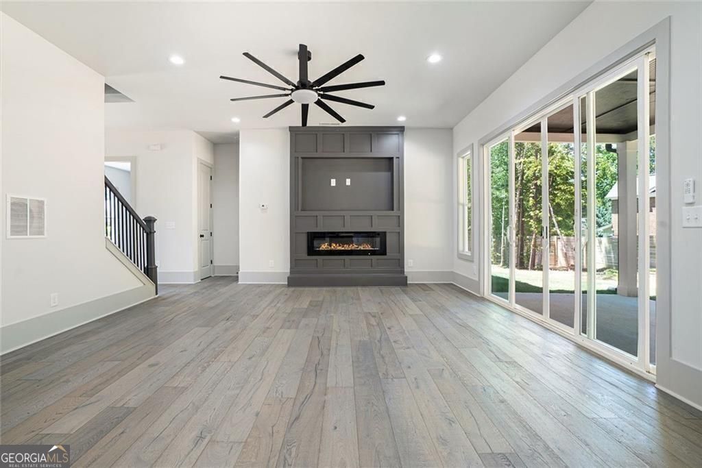 Oxford, Georgia, 30054, United States, 5 Bedrooms Bedrooms, ,4 BathroomsBathrooms,Residential,For Sale,1999164