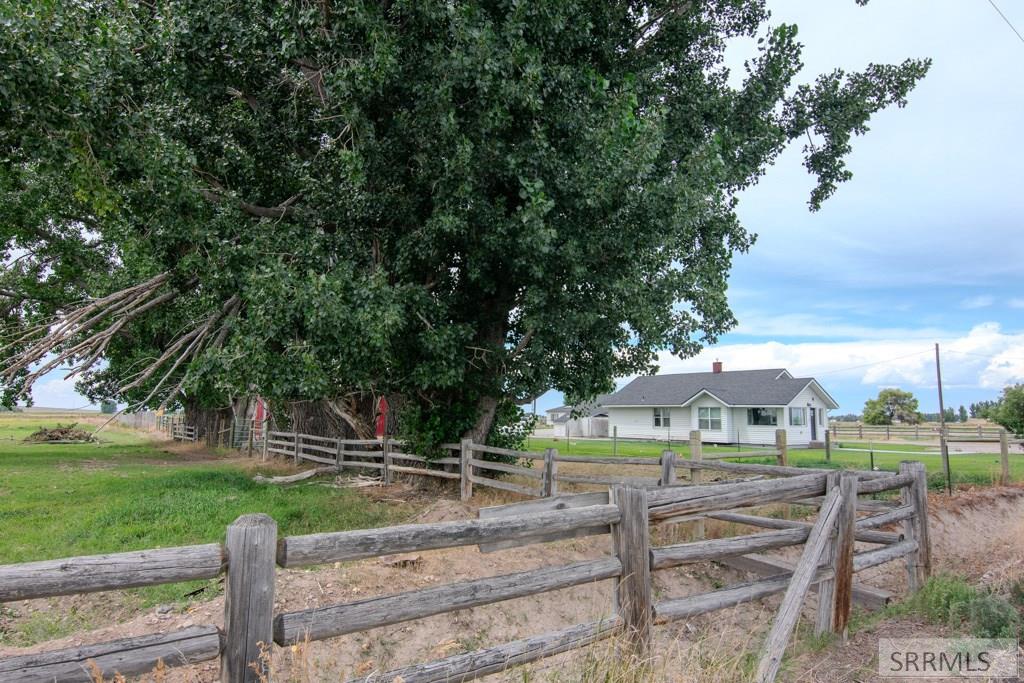 LEWISVILLE, Idaho, 83431, United States, 2 Bedrooms Bedrooms, ,2 BathroomsBathrooms,Residential,For Sale,2010795