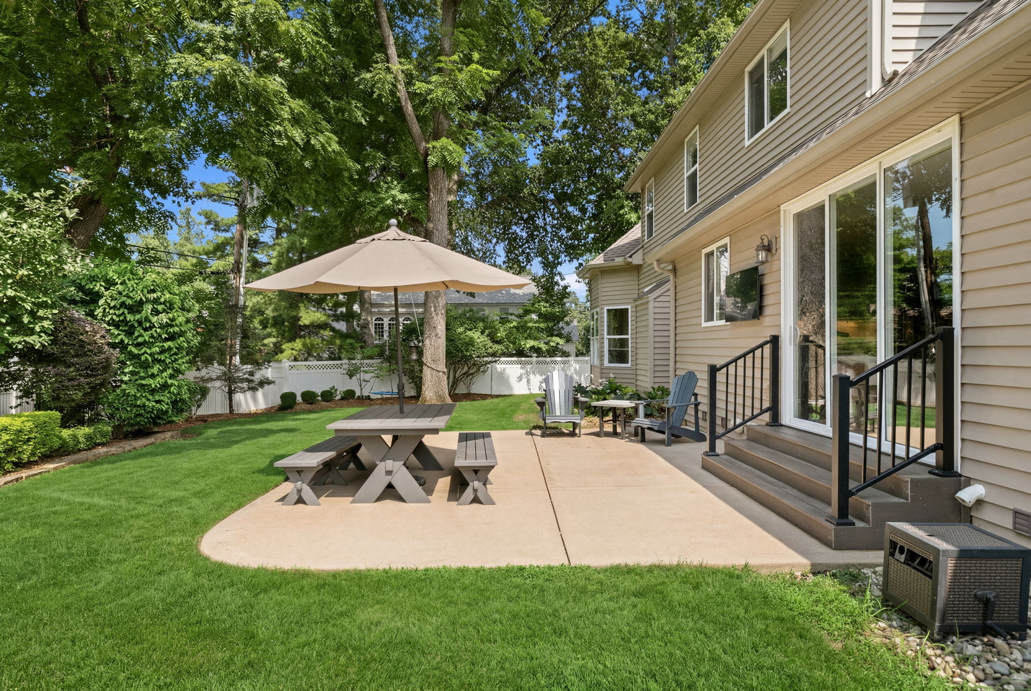  Welcome to 1543 Windridge Court, an exceptional story-and-a-half - 物件實景