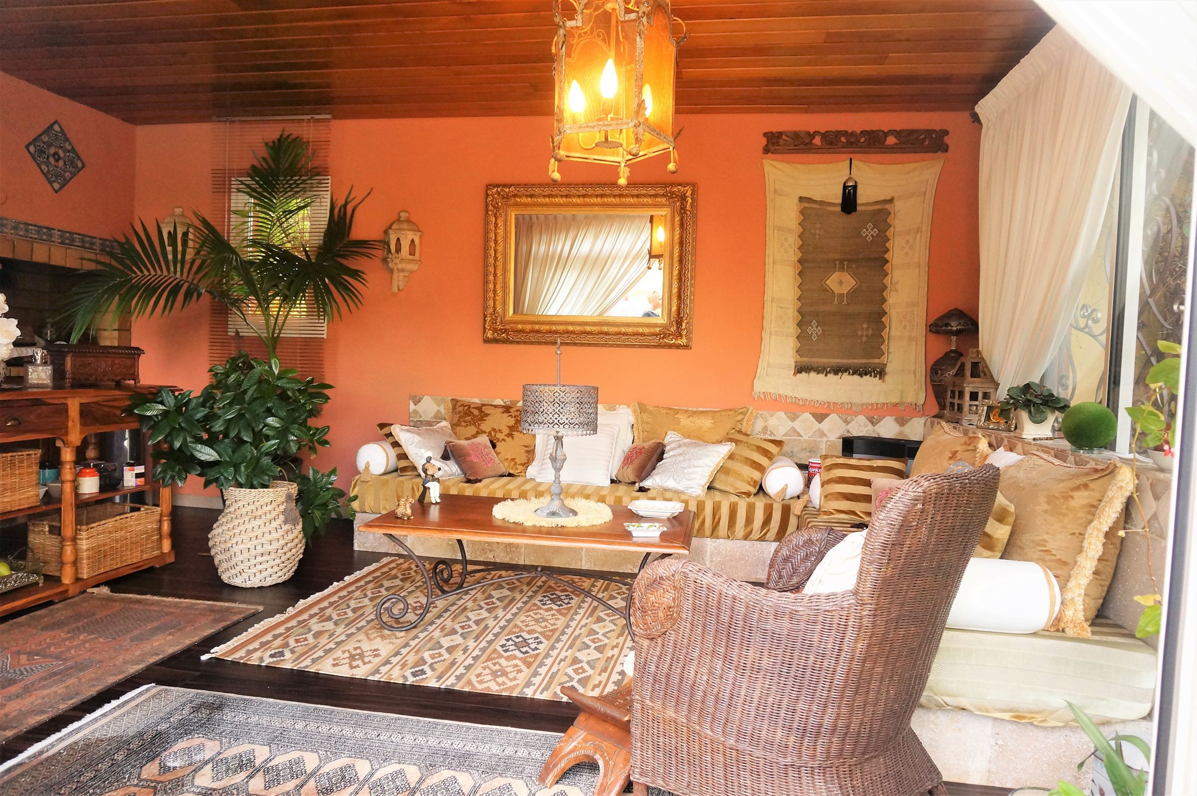  Near Perpignan : Architect-designed villa, large landscaped grounds - 物件實景