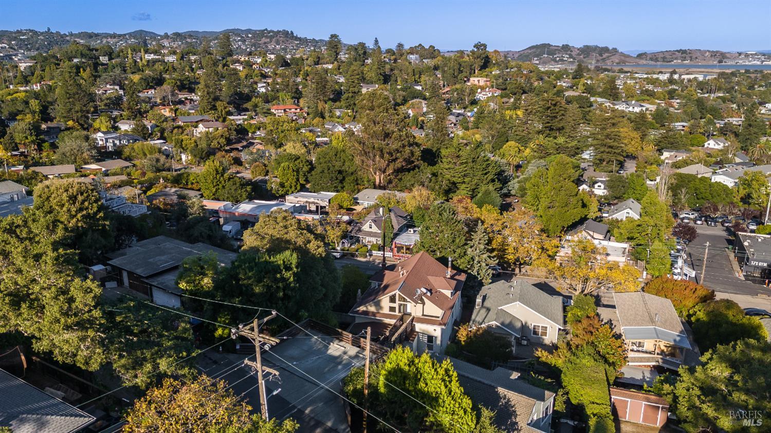 Corte Madera, California, 94925, United States, 6 Bedrooms Bedrooms, ,3 BathroomsBathrooms,Residential,For Sale,1986479