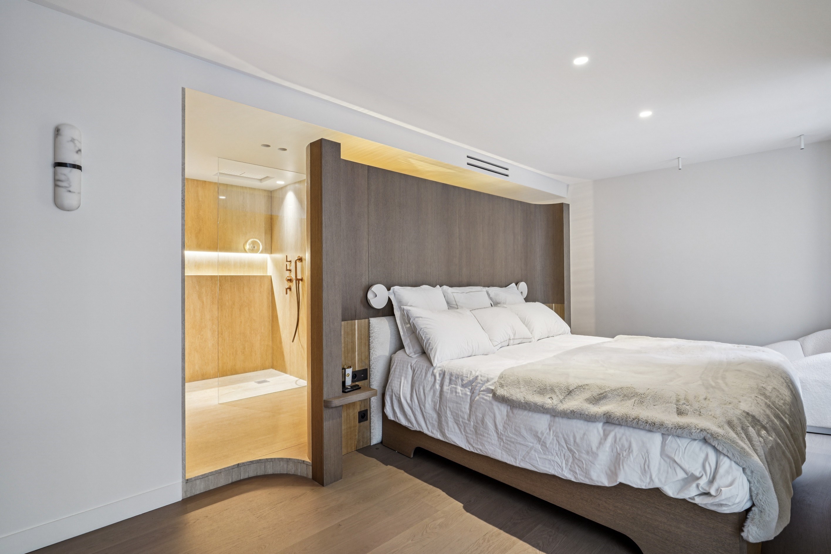  Levallois - Louise Michel / Chaptal - 4-bedroom apartment with ground-floor ter… - 物件實景