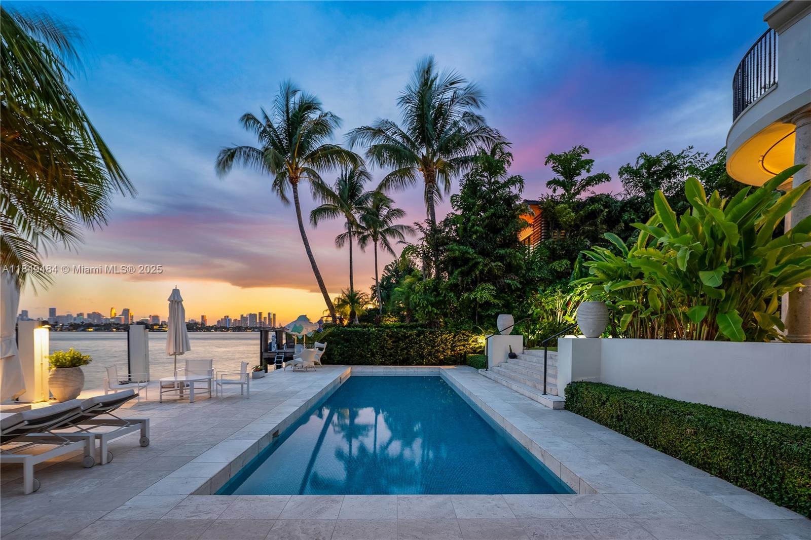 Miami Beach, Florida, 33140, United States, 6 Bedrooms Bedrooms, ,7 BathroomsBathrooms,Residential,For Sale,1927526