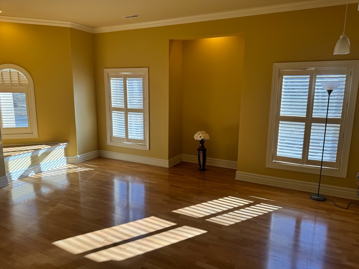 Kirksville, Missouri, 63501, United States, 5 Bedrooms Bedrooms, ,6 BathroomsBathrooms,Residential,For Sale,1982202