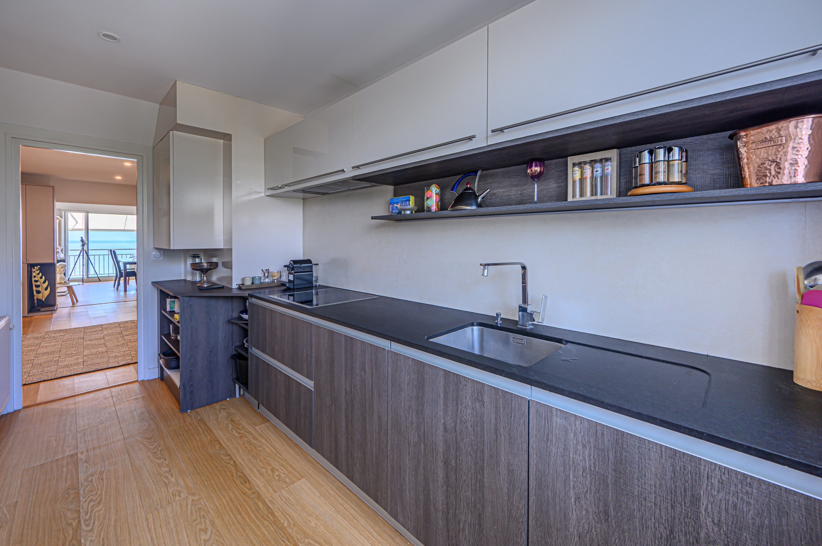  Exceptional Ocean-Facing Flat with Panoramic Terrace, Close to the Beaches and … - 物件實景
