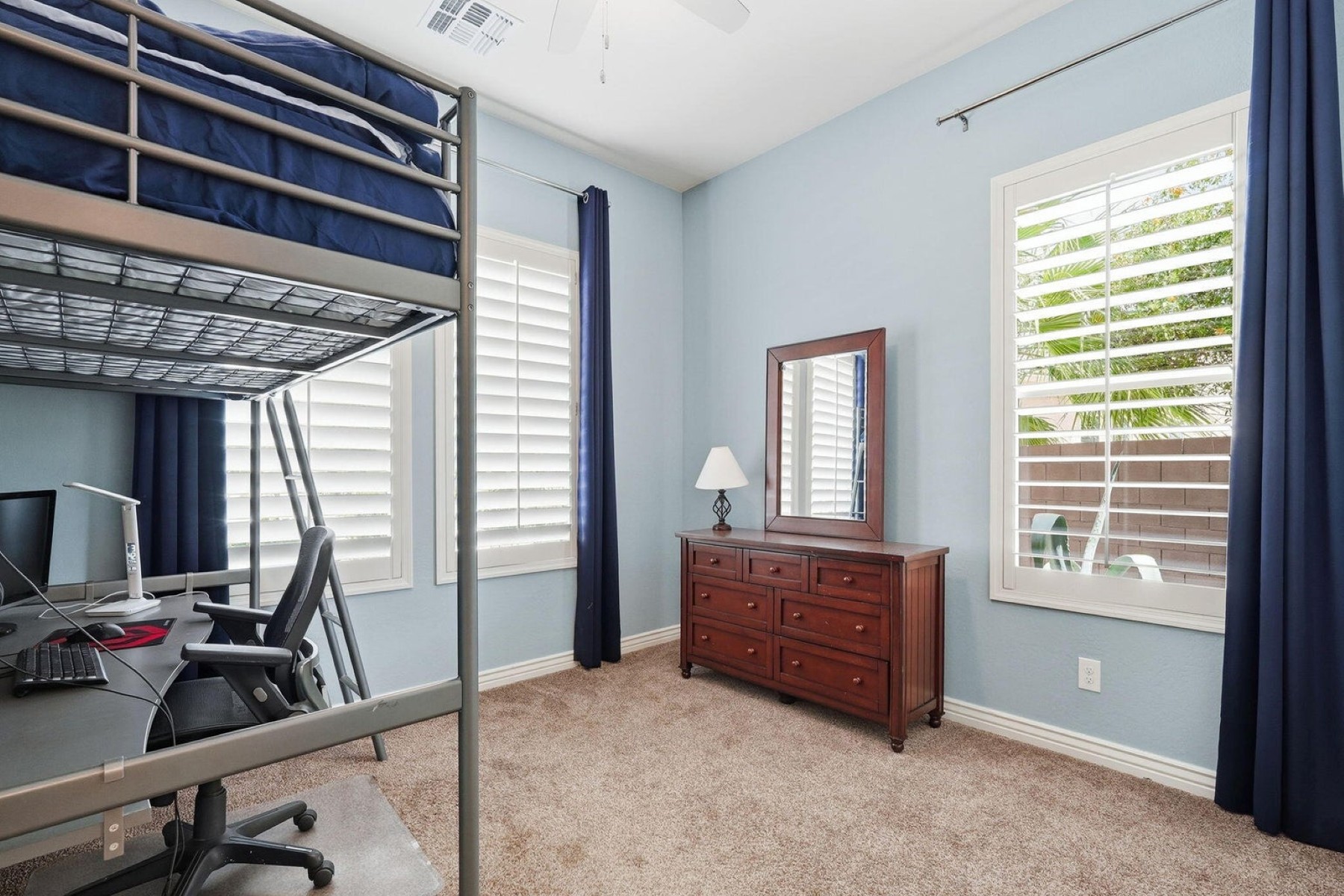  7827 S Sequoia Drive  Gilbert, AZ - 物件實景
