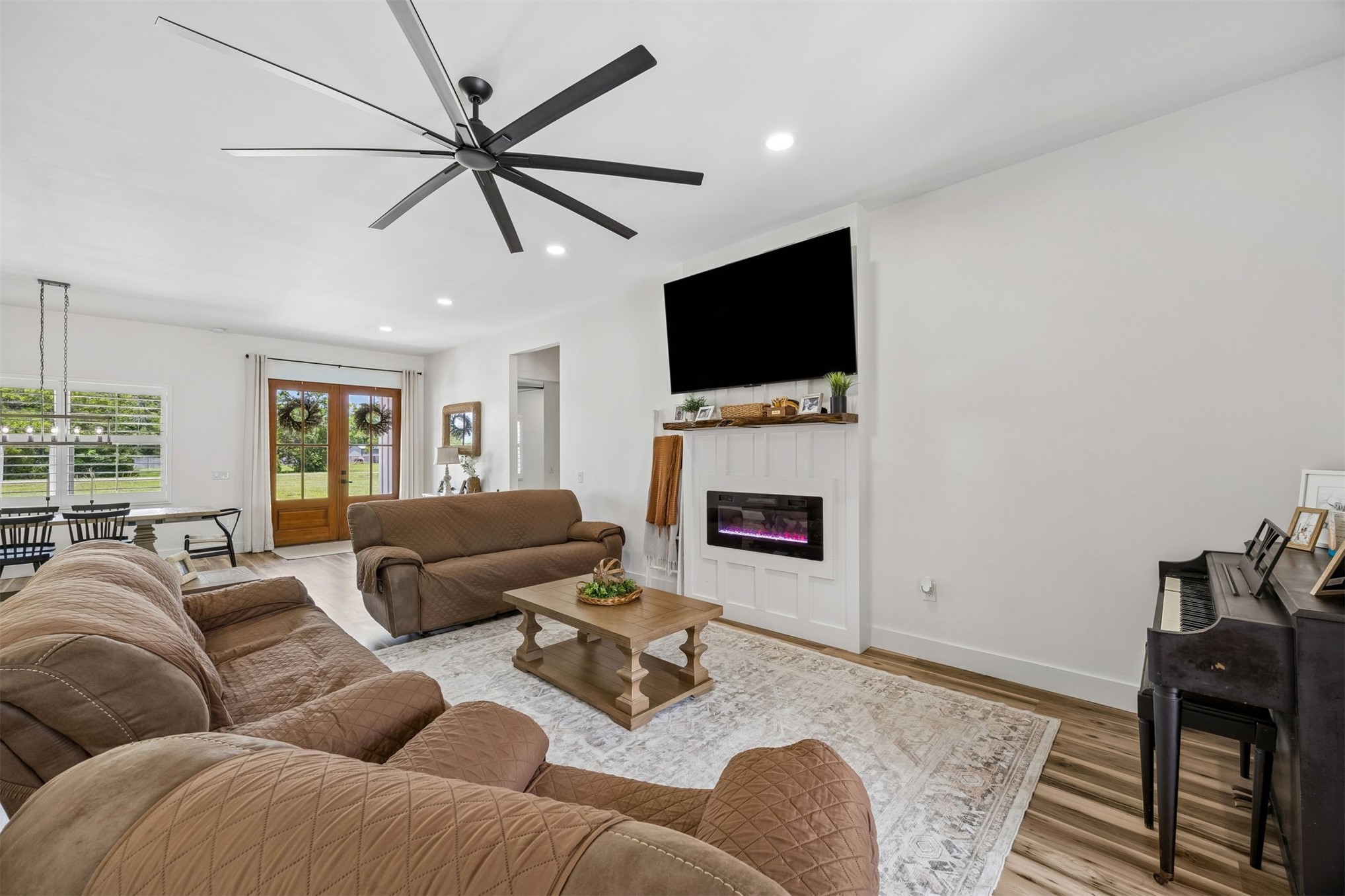 Callahan, Florida, 32011, United States, 4 Bedrooms Bedrooms, ,2 BathroomsBathrooms,Residential,For Sale,2049418