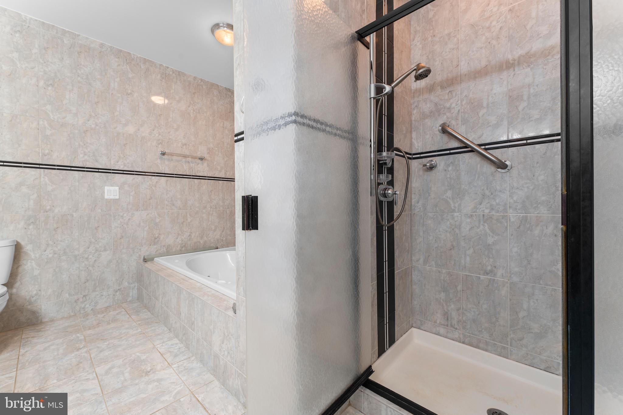 Reva, Virginia, 22735, United States, 4 Bedrooms Bedrooms, ,4 BathroomsBathrooms,Residential,For Sale,1983149