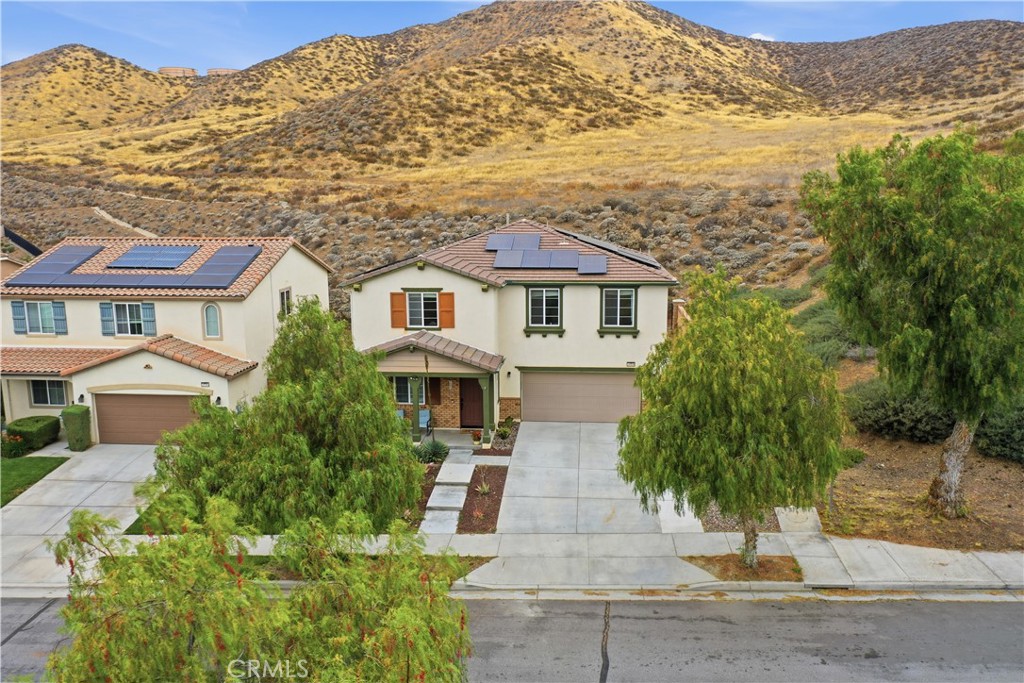 Lake Elsinore, California, 92532, United States, 5 Bedrooms Bedrooms, ,3 BathroomsBathrooms,Residential,For Sale,2049306