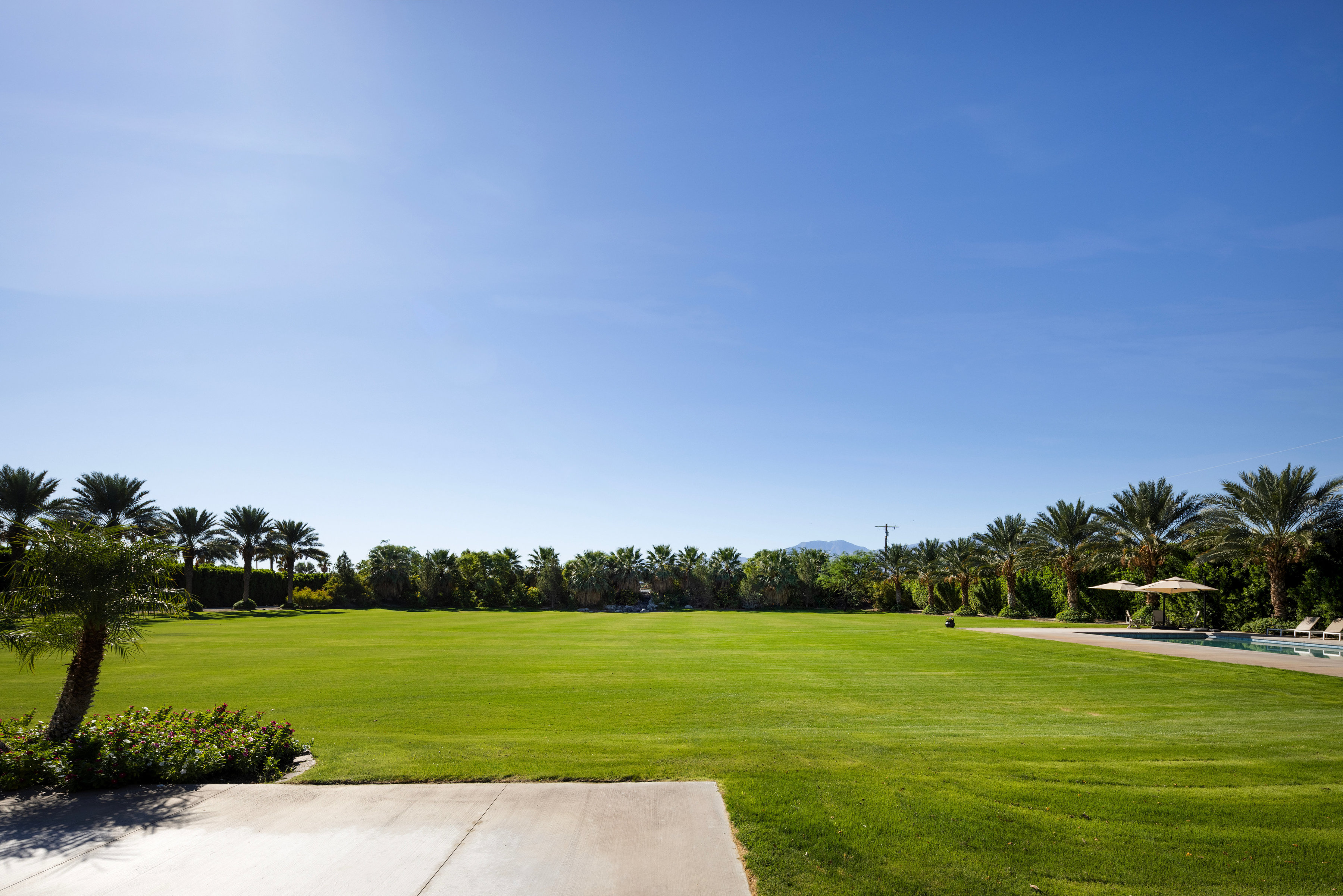  A Desert Retreat Designed to Earn and Entertain - 物件實景